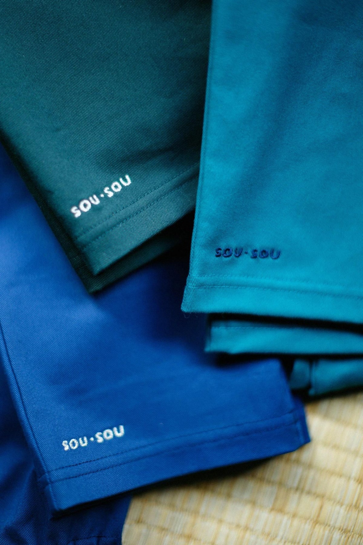 [มีเฉพาะเน็ต] ชินผ้าทอลายทแยงบางเล็กน้อยบางสีเขียวนกยูง (สีเขียวนกยูง)