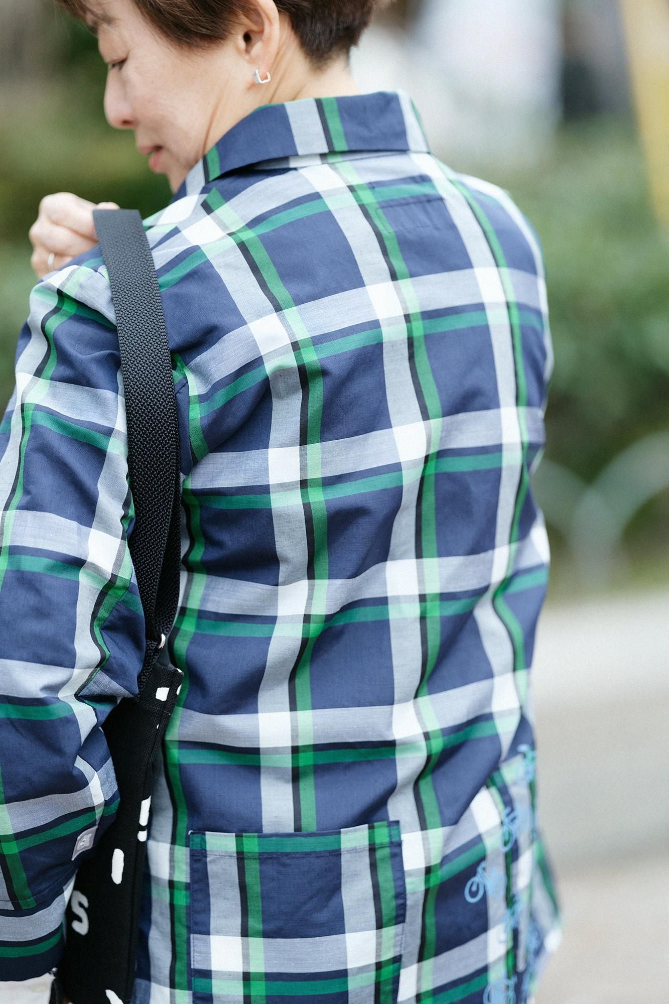 ZIP UP苧麻尼龍衣領/海軍藍格紋