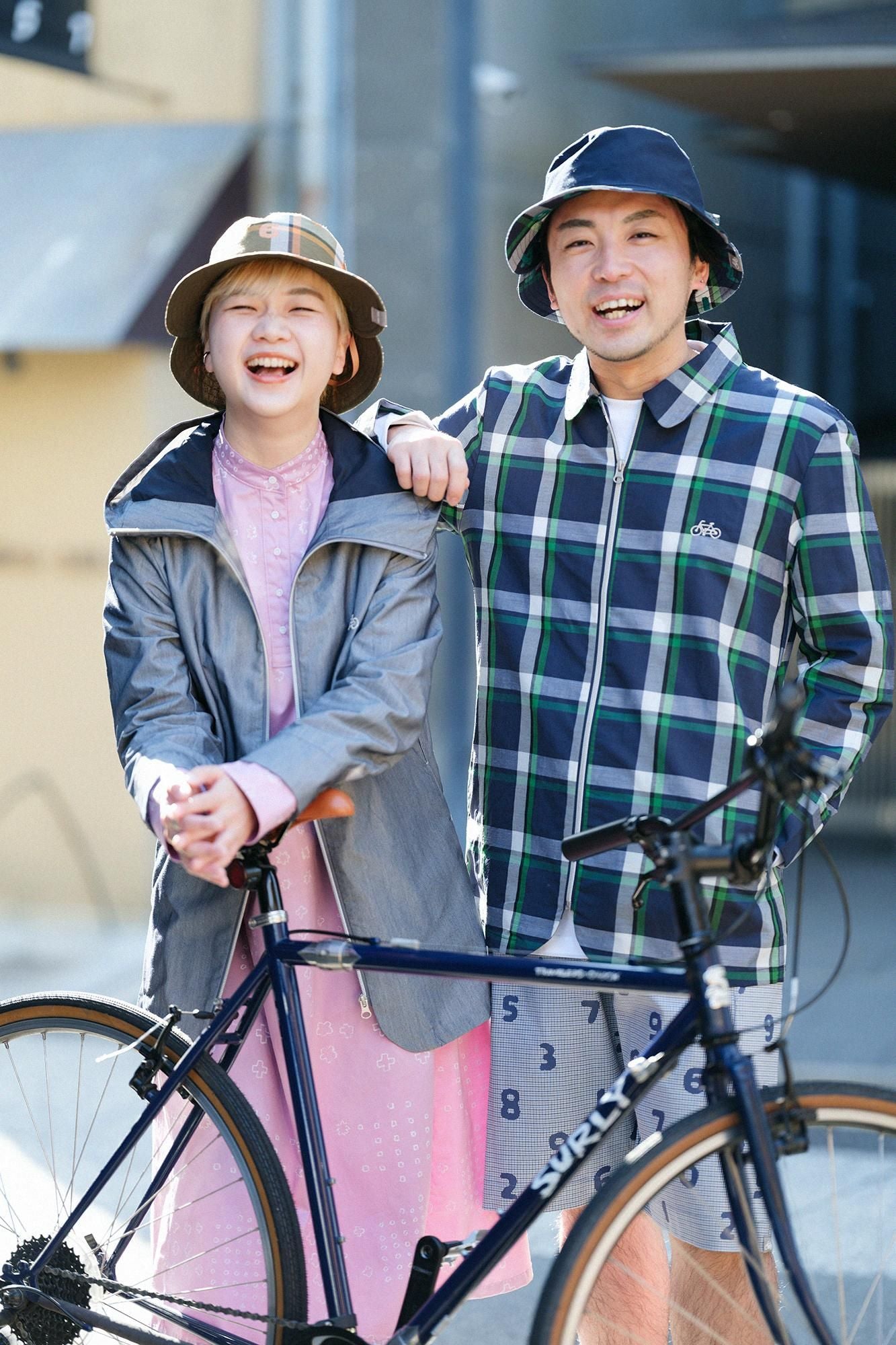 ZIP UP苧麻尼龍衣領/海軍藍格紋