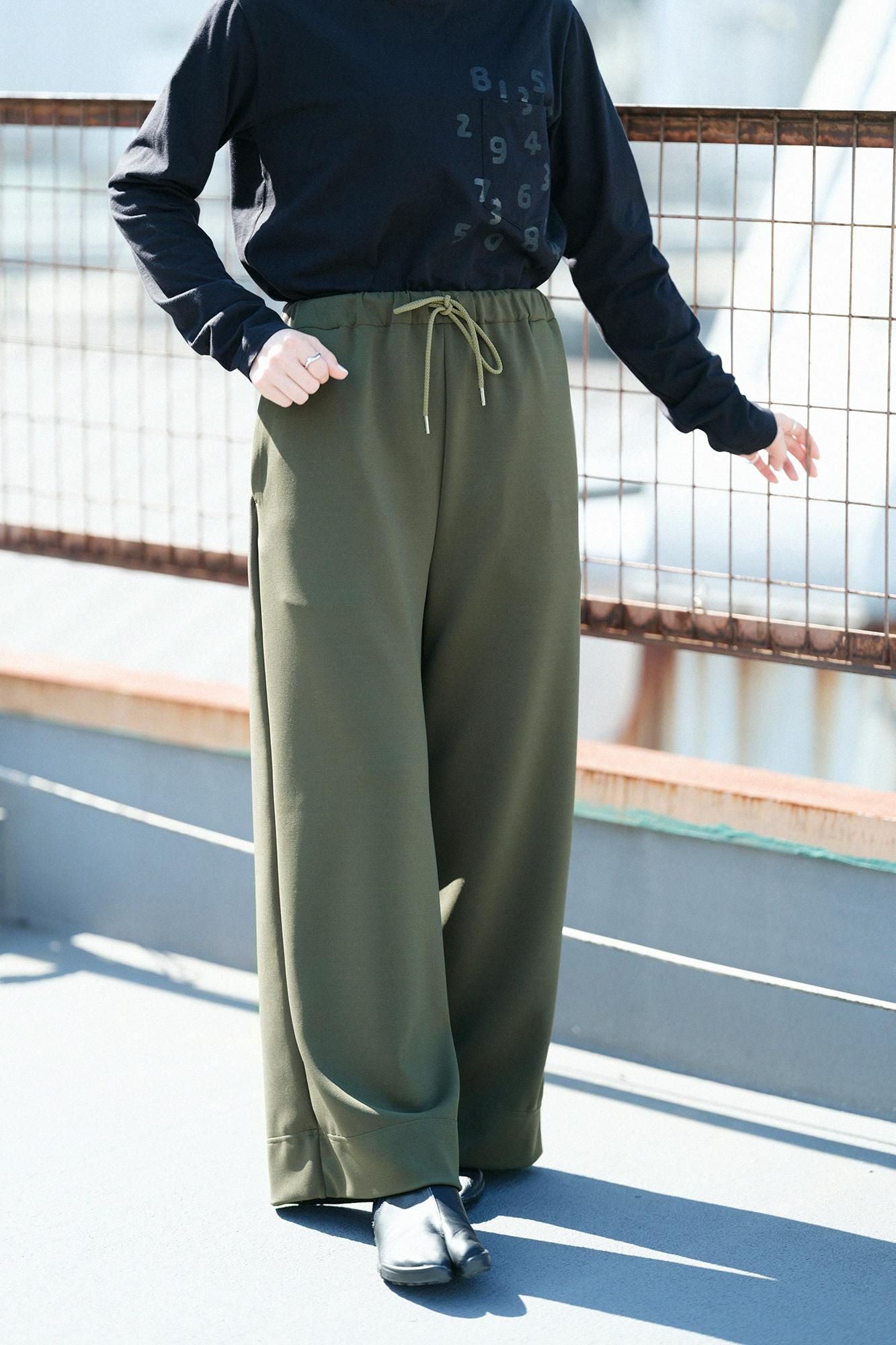 2WAY Stretch Cardboard Knit Wide Pants / Brownish Green