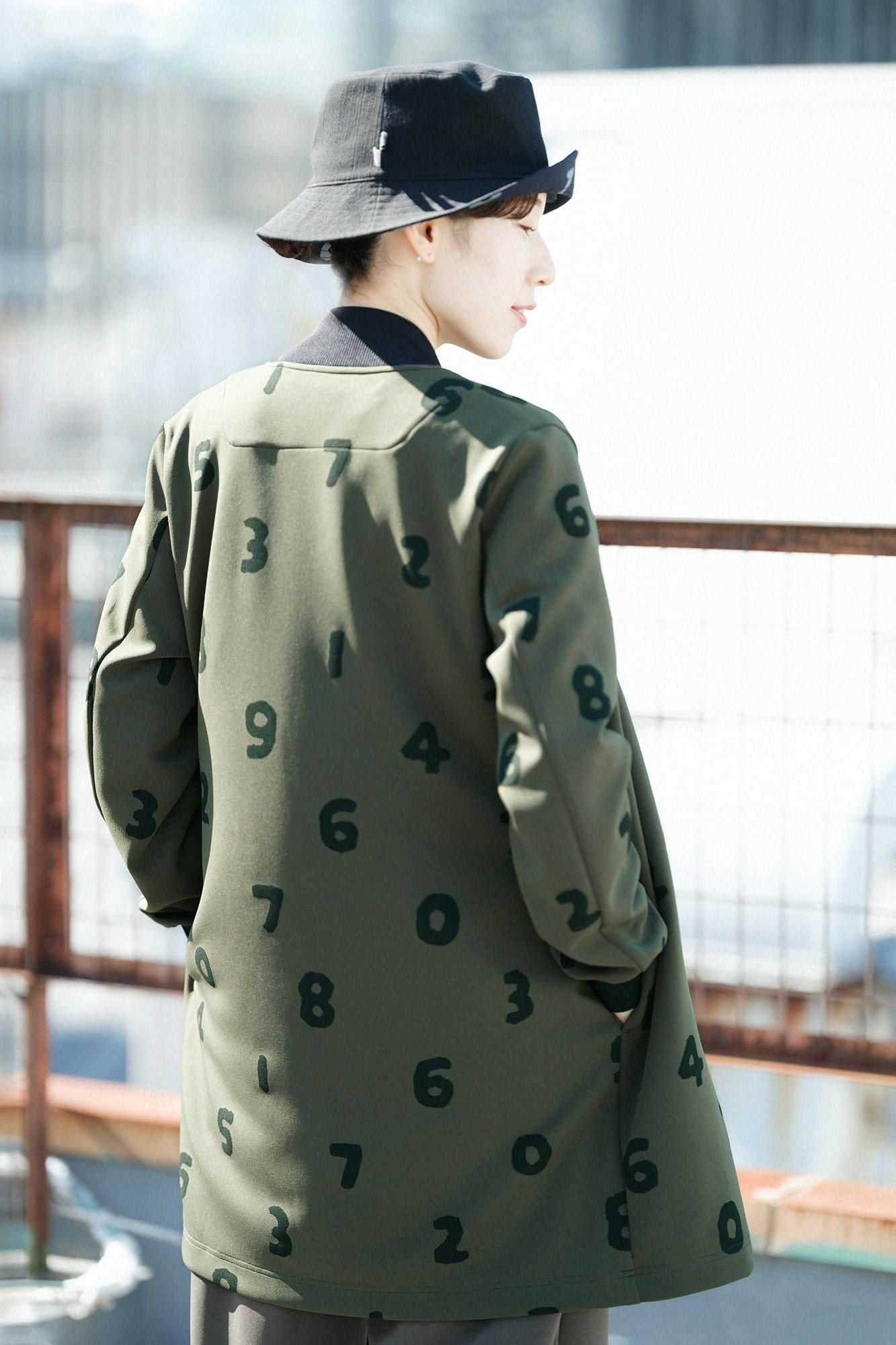 2WAY彈性瓦楞針織外套/ SO-SU-U十數璃寛茶色