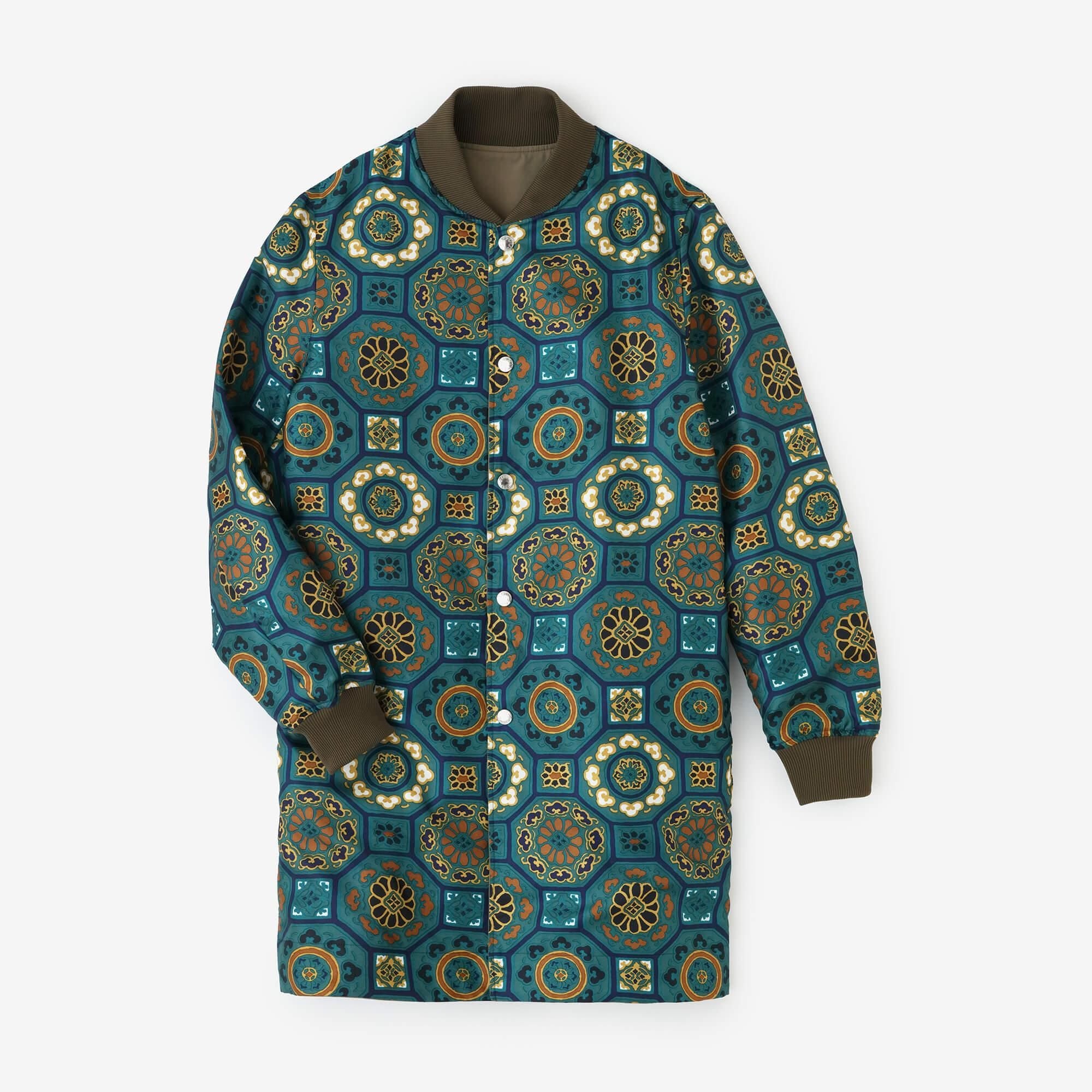 【net限定】60双ギャバジン リバーシブルブルゾン／鶯茶（うぐいすちゃ）×華麗（かれい） 緑玉色（りょくぎょくいろ）