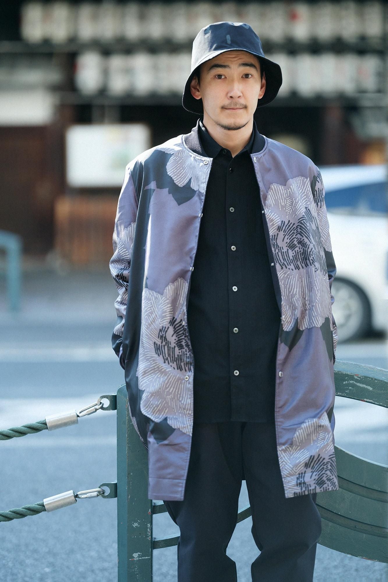 [Nur im Internet verfügbar] 60 Twin Gabardine Wendeblouson/Wet Color x Pfingstrosen