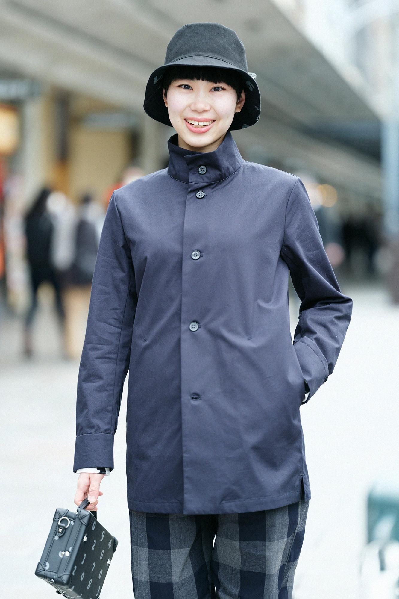 スタンドカラーショートコート