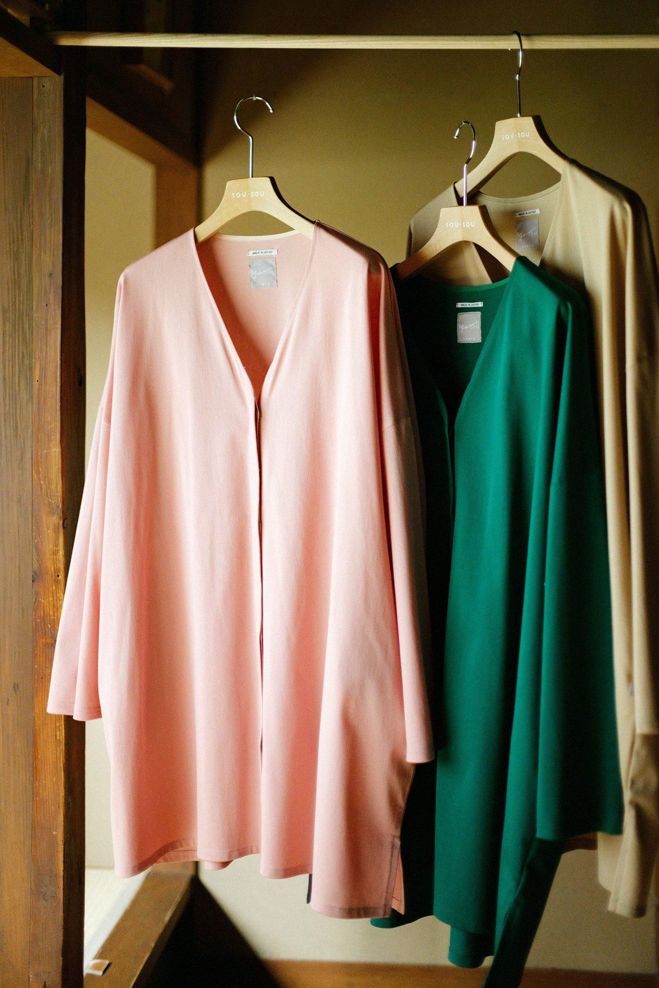 코튼 트리아세테이트 V넥 빛튜닉가디건/Tokiwa Midori (Tokiwa Midori)