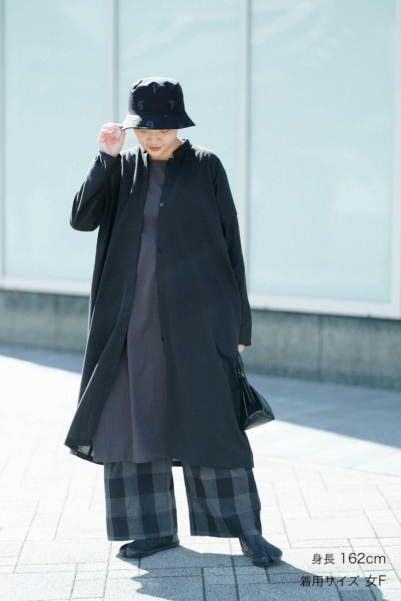 Leichter Mantel mit Stehkragen