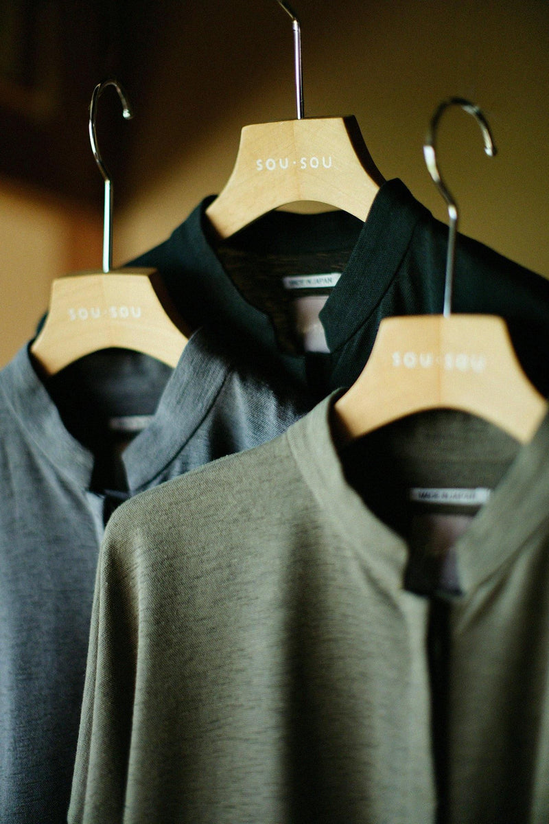 Leichter Mantel mit Stehkragen