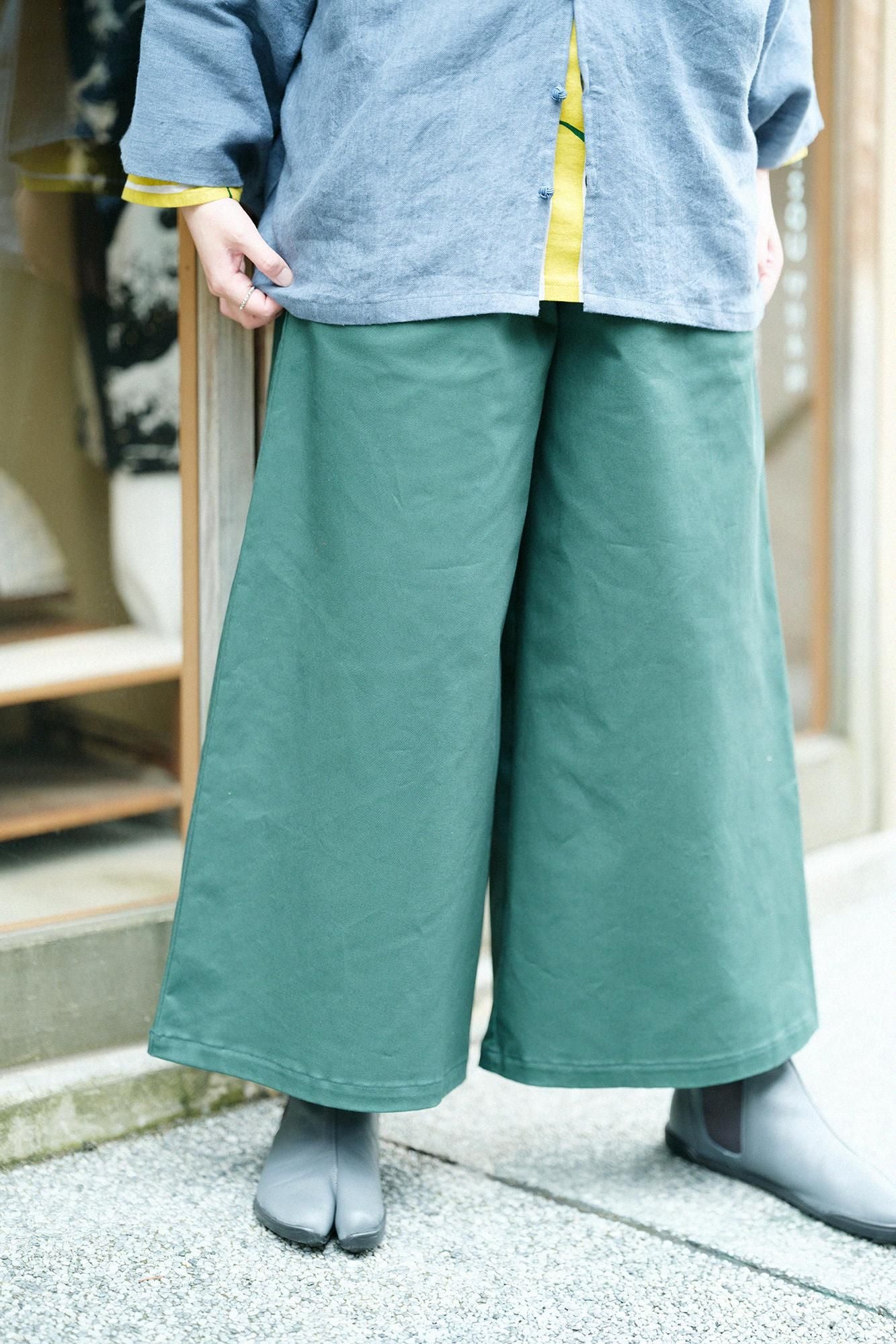 伸斜紋織 闊腿褲／深綠色