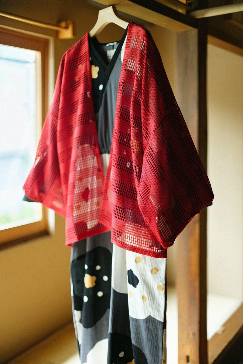 Chizu Takashima 半领凉衣