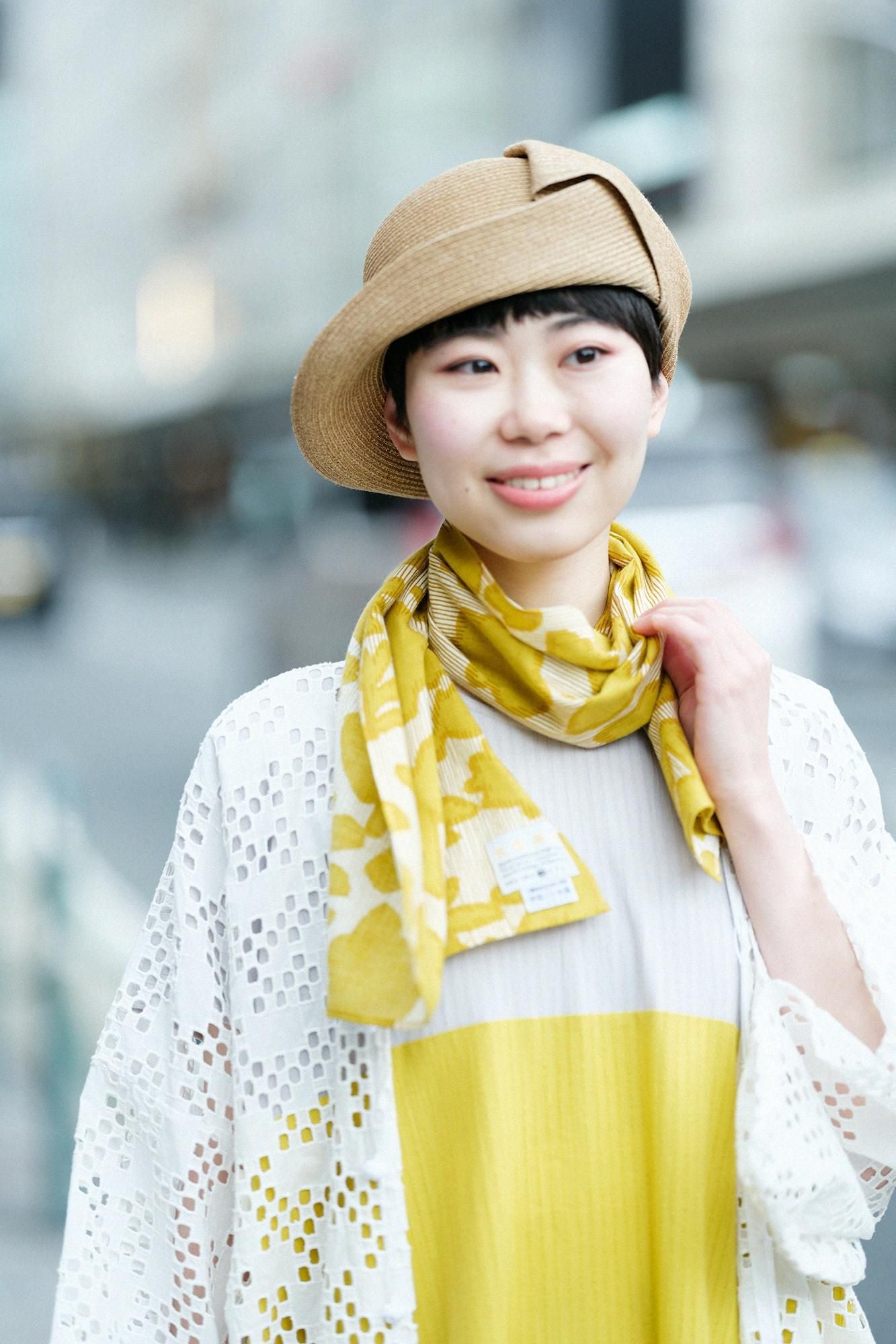 Isemomen Cotton Short Scarf / Shadow of Flowers