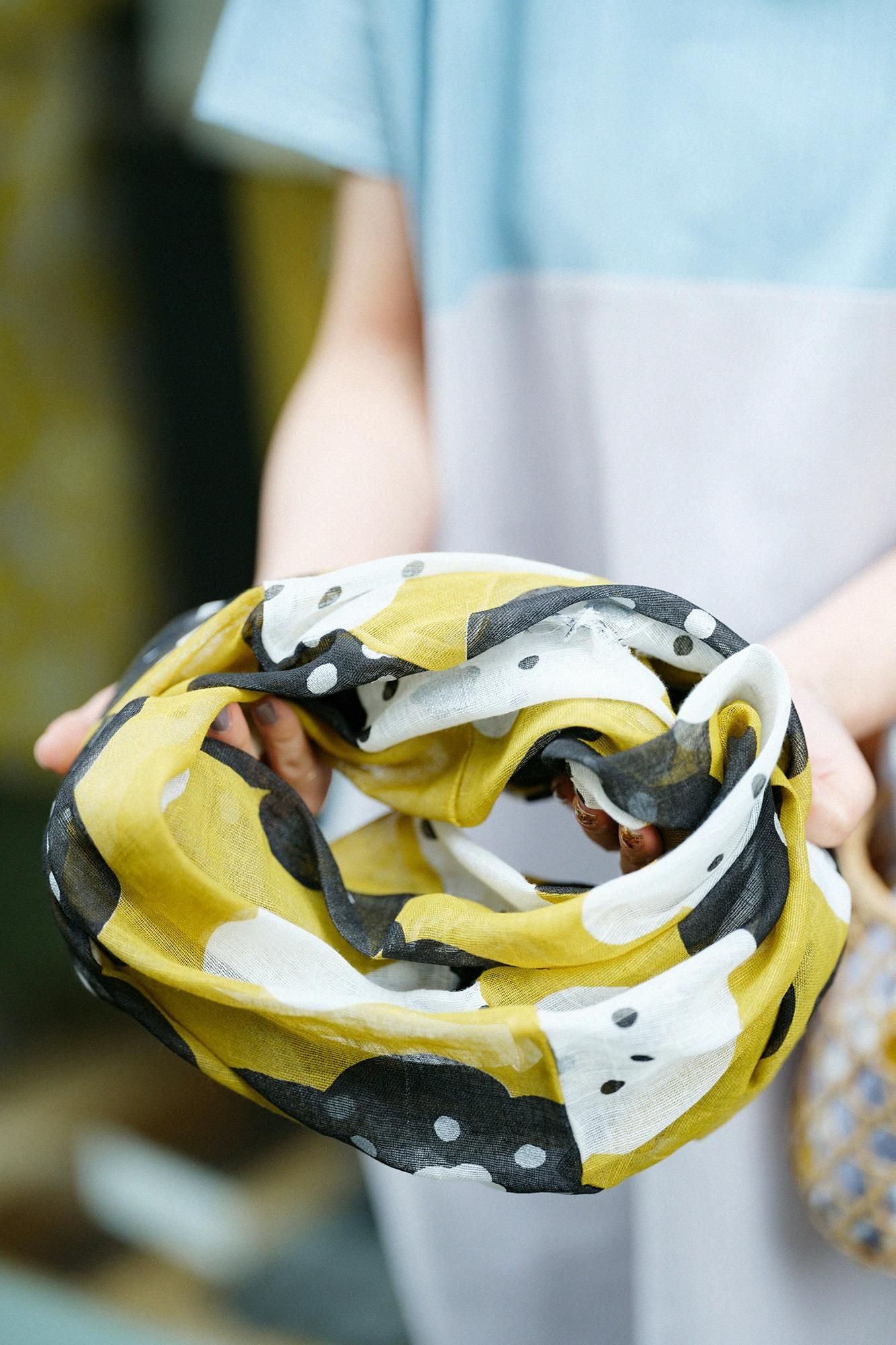 Cotton-linen Blend Ring-shaped Scarf / Smile Mustard Color