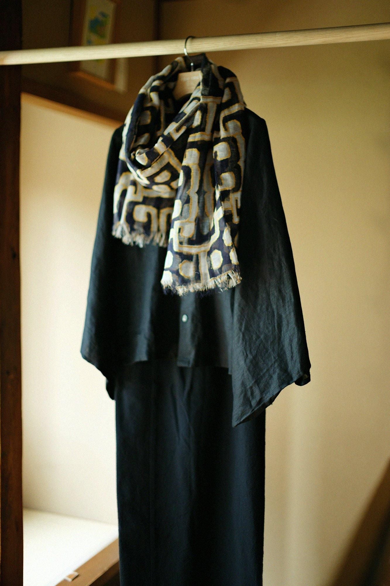 棉布亚麻，Linseki /原始雕塑