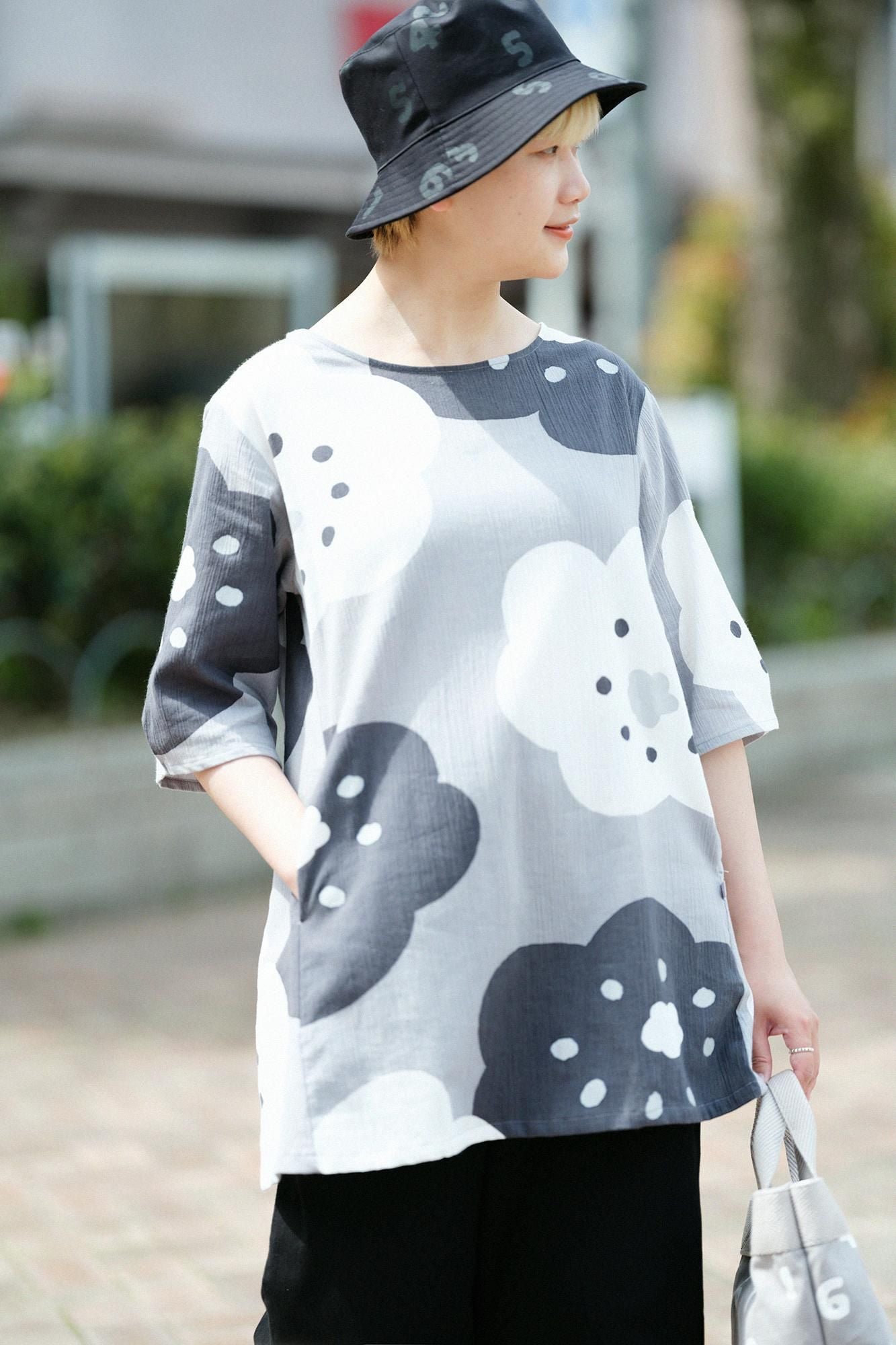 Chizimi Cotton 20/20 Elbow Length Sleeve Tunic / Smile