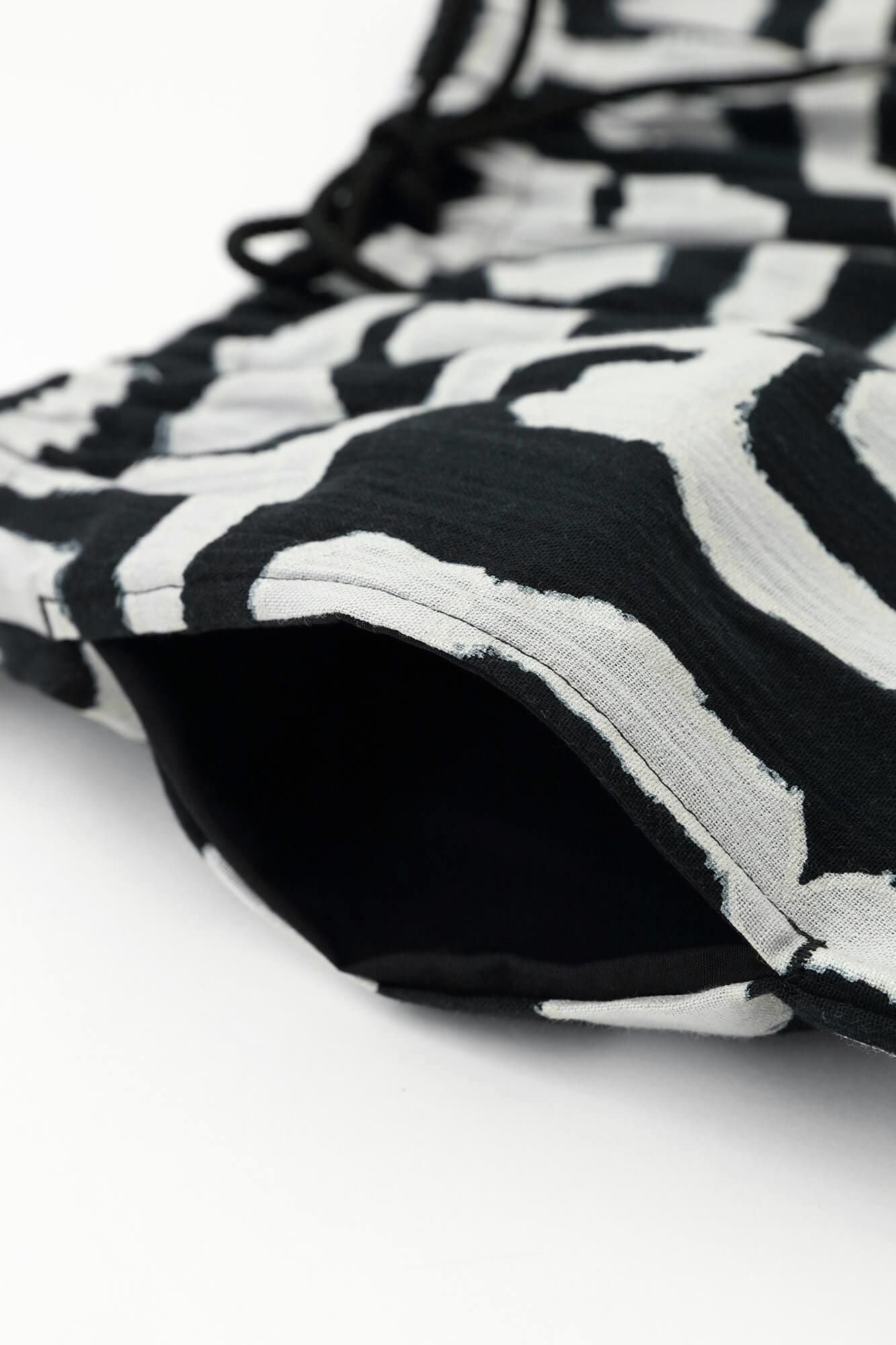 Chizimi Cotton 20/20 Easy Tapered Pants／Primitive Sculpture