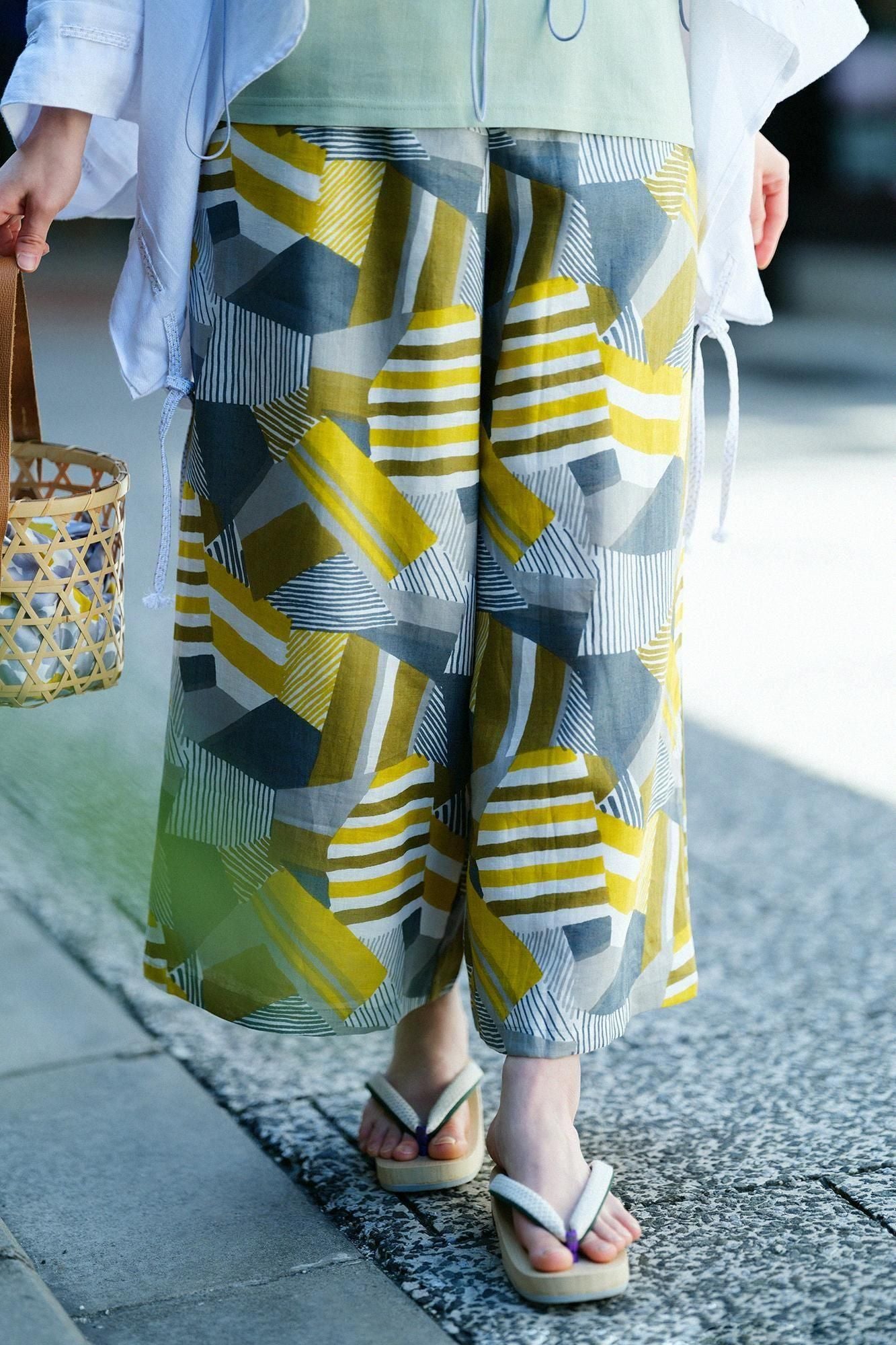 Hanf-Monpe/Patchwork in breiter Form