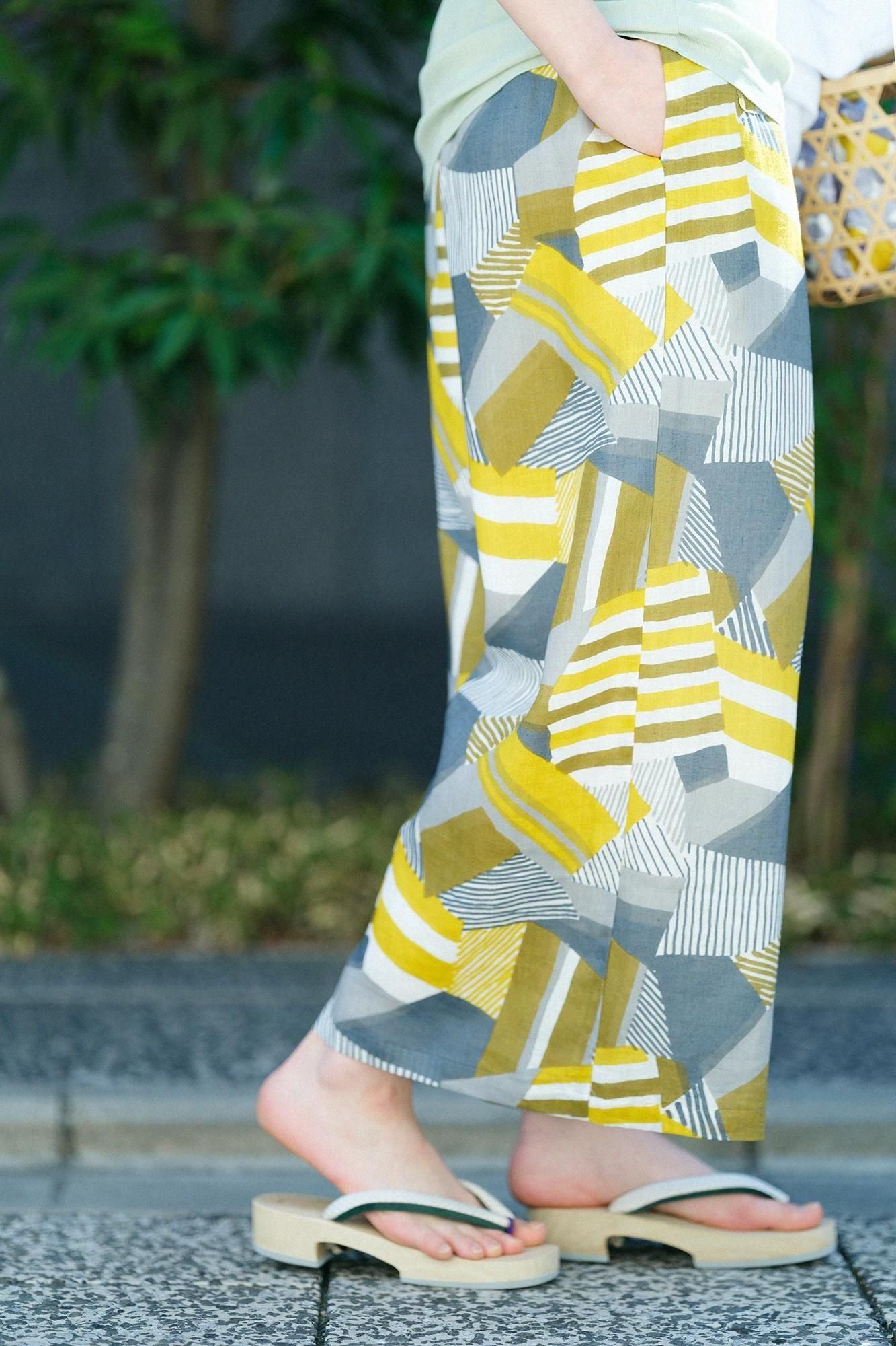 麻 広形（ひろなり）もんぺ／つぎはぎ細工（ざいく）