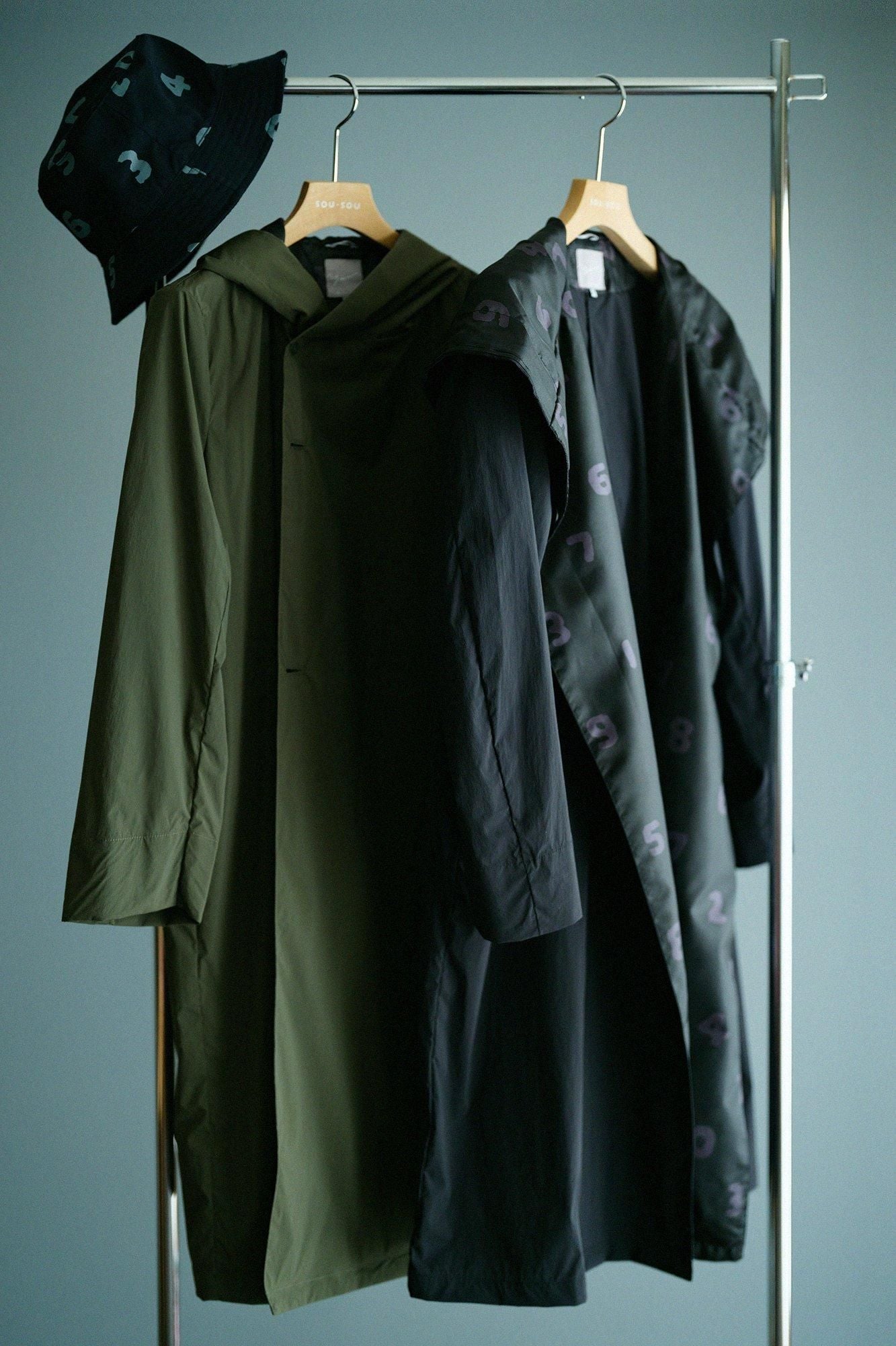 Cordura(R)彈性連帽風衣/黑色× SO-SU-U十數