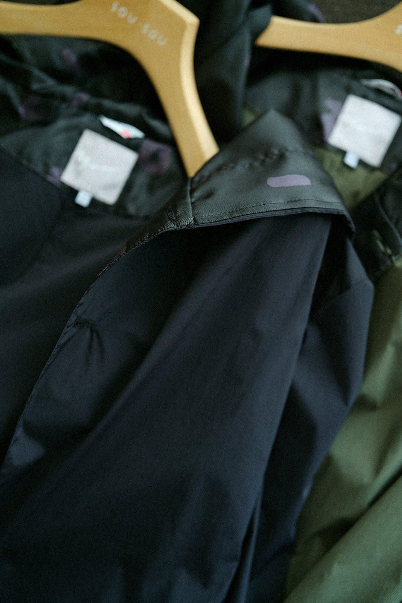 Cordura(R)彈性連帽風衣/黑色× SO-SU-U十數