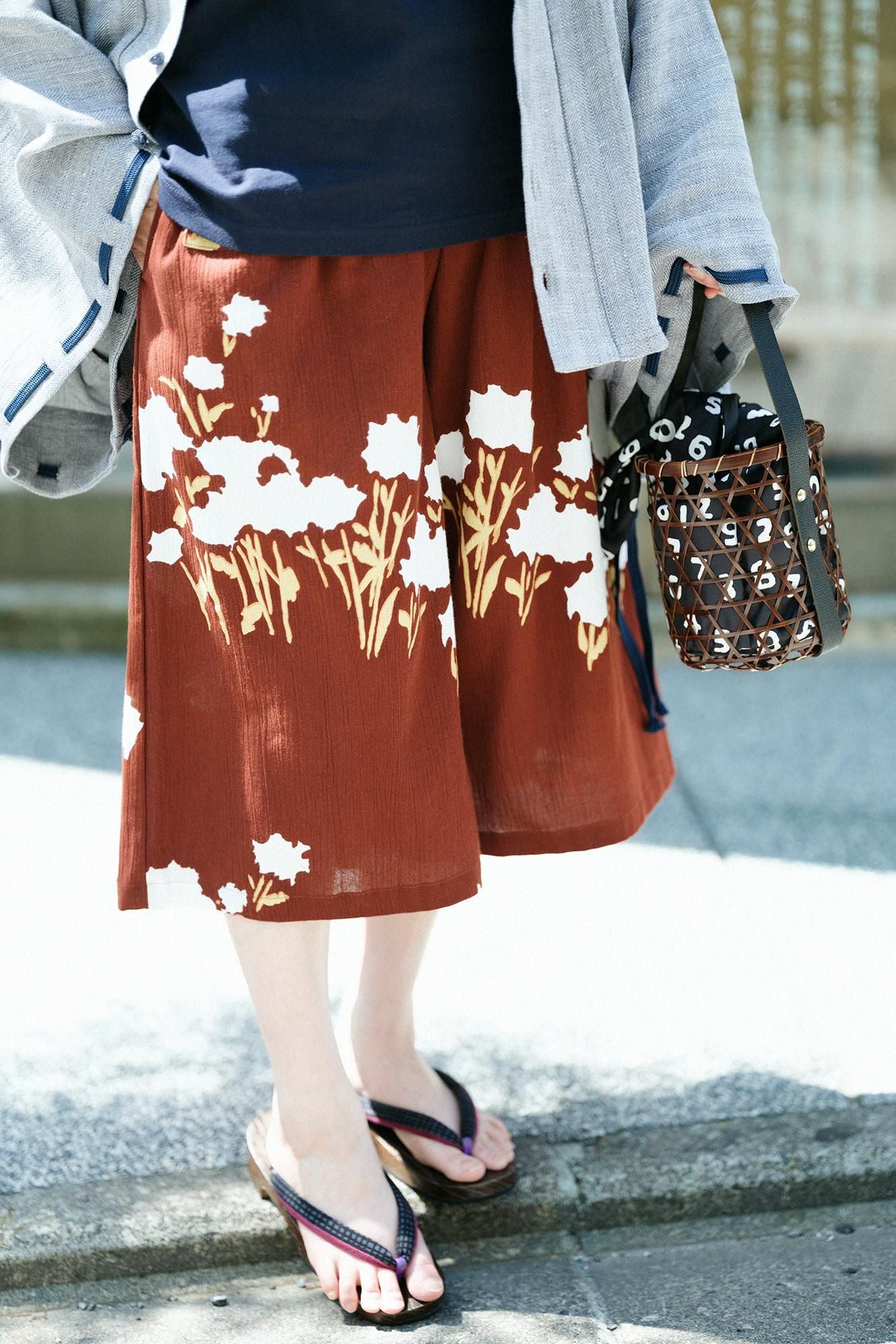 高島縮 20/20 広形（ひろなり）もんぺ はぎ丈／花あかり