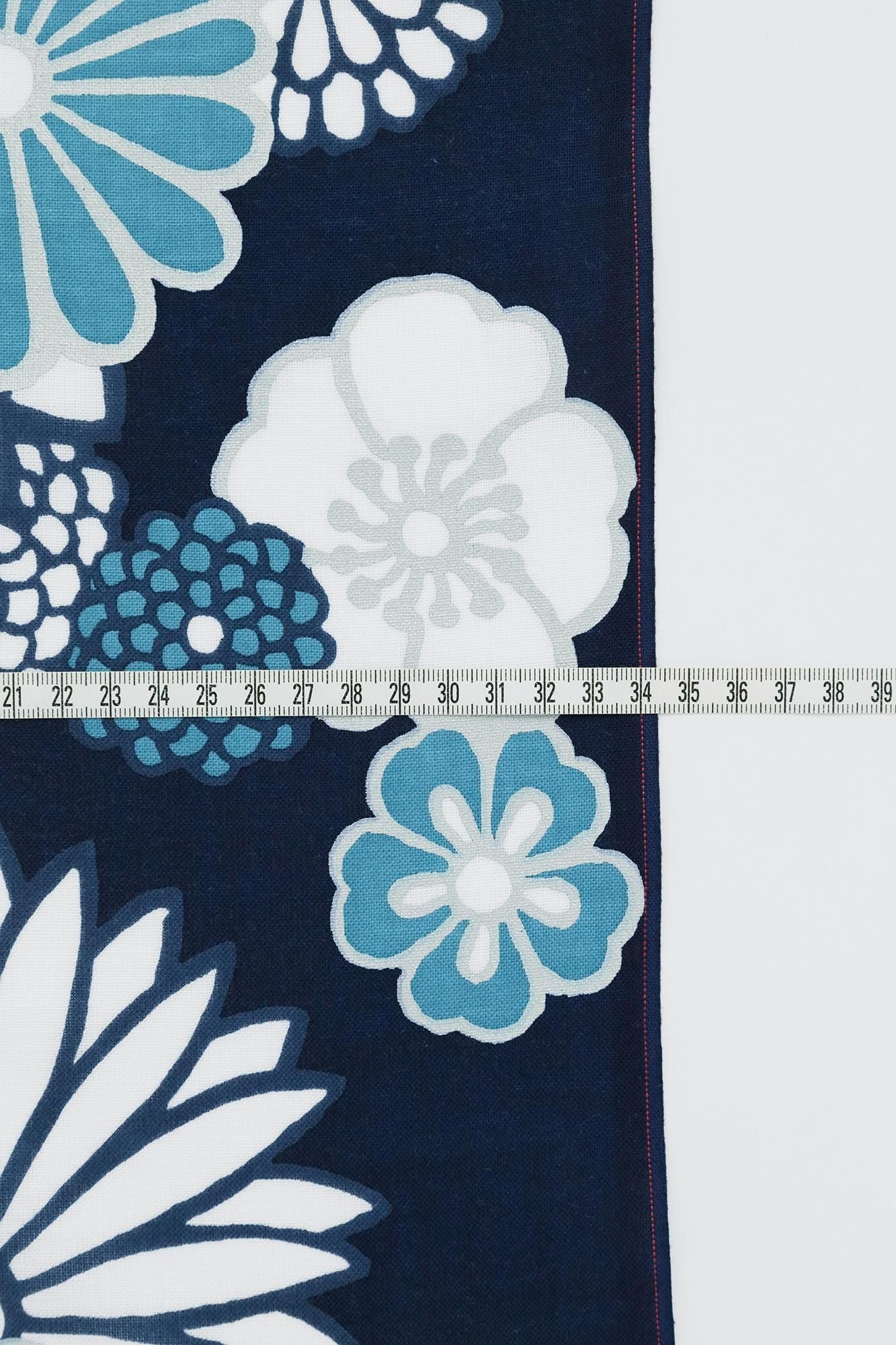 Textile  (Ise-momen cottoncotton Handkerchief）／Gold Damask（Gold Damask) Ryo <50cm>