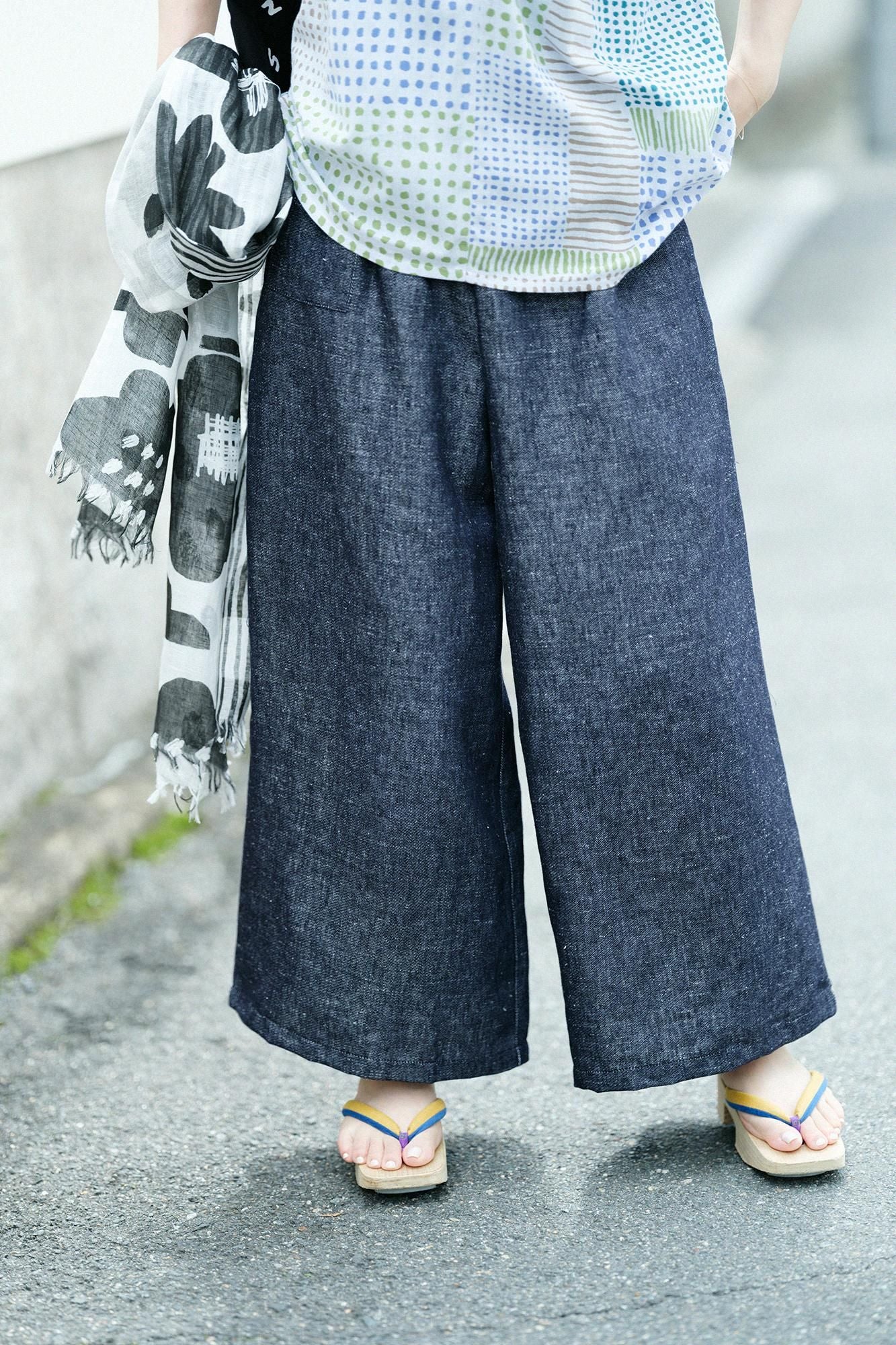 麻デニム 広形（ひろなり）もんぺ／黒紺（くろこん）