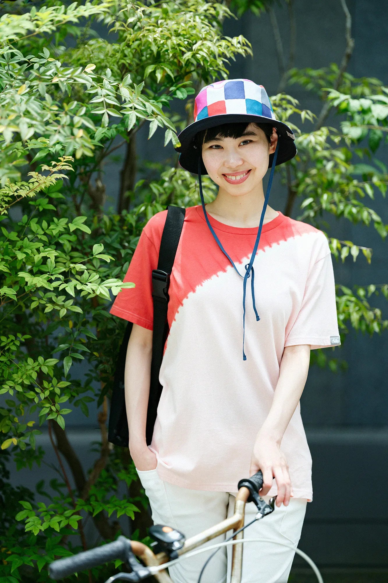 【6月30日頃発送予定】近清絞り 染め分け半袖Tシャツ[5.0]／メッセンジャー ライトピンク×レッド