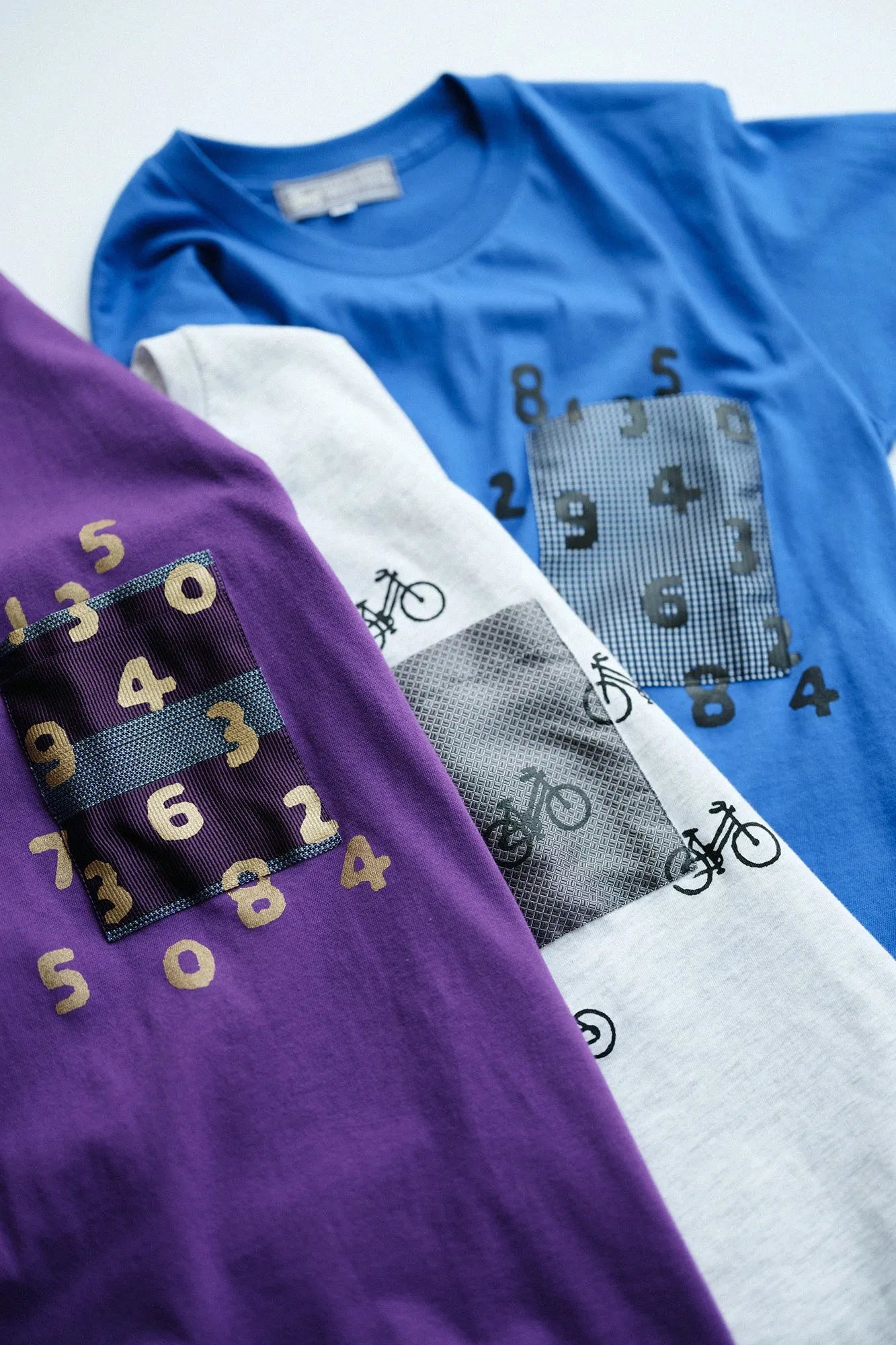【net限定】半袖 ポケットTシャツ[5.0]／アイボリー×チャリンチャリン▲