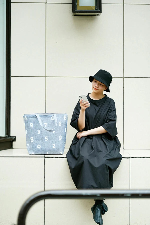 PROMOTION Felt Tote