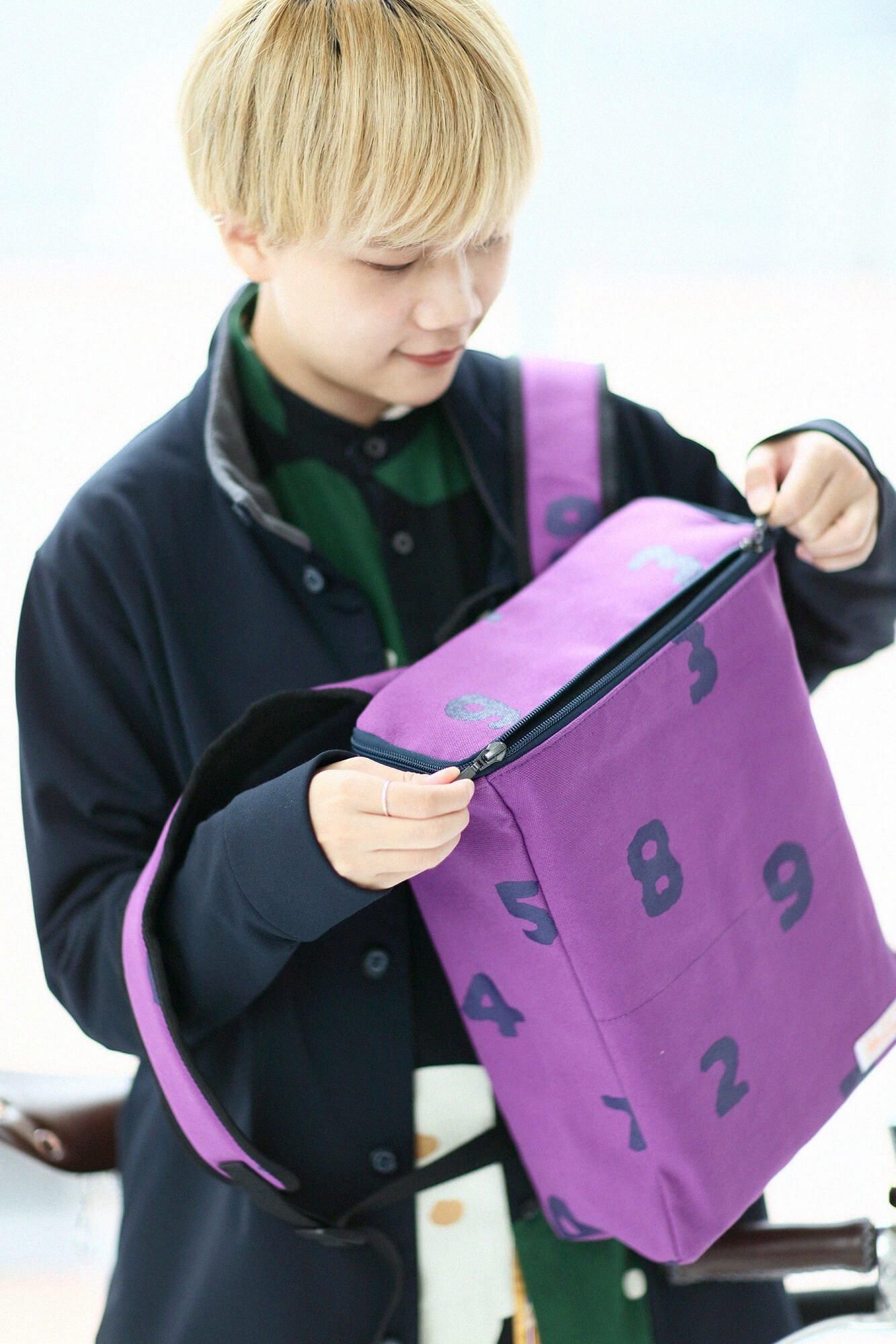 BOX Backpack Small / SO-SU-U Violet×Dark Blue