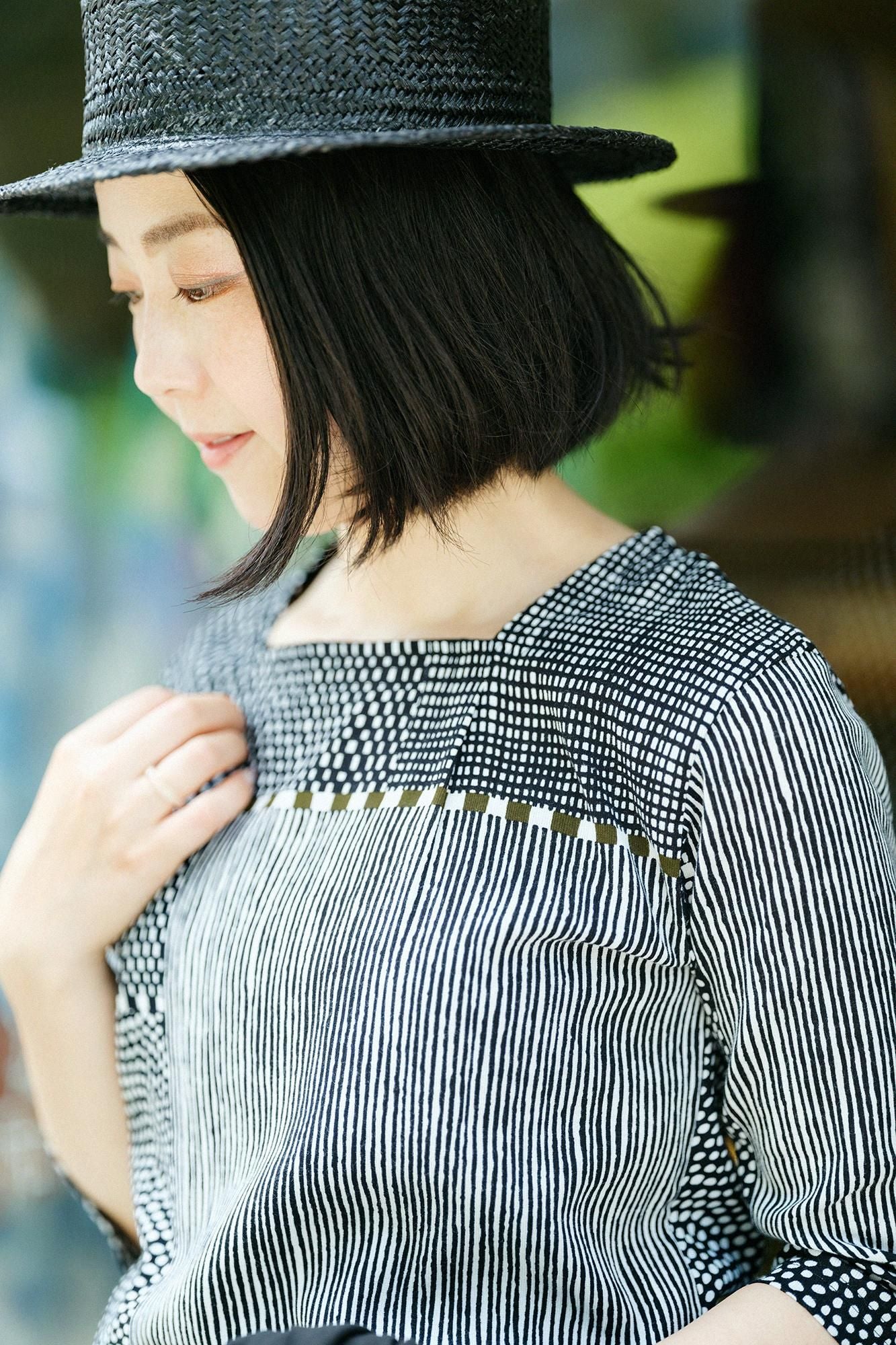 高島縮棉 40/40方領上衣六分袖/點線 墨黑色