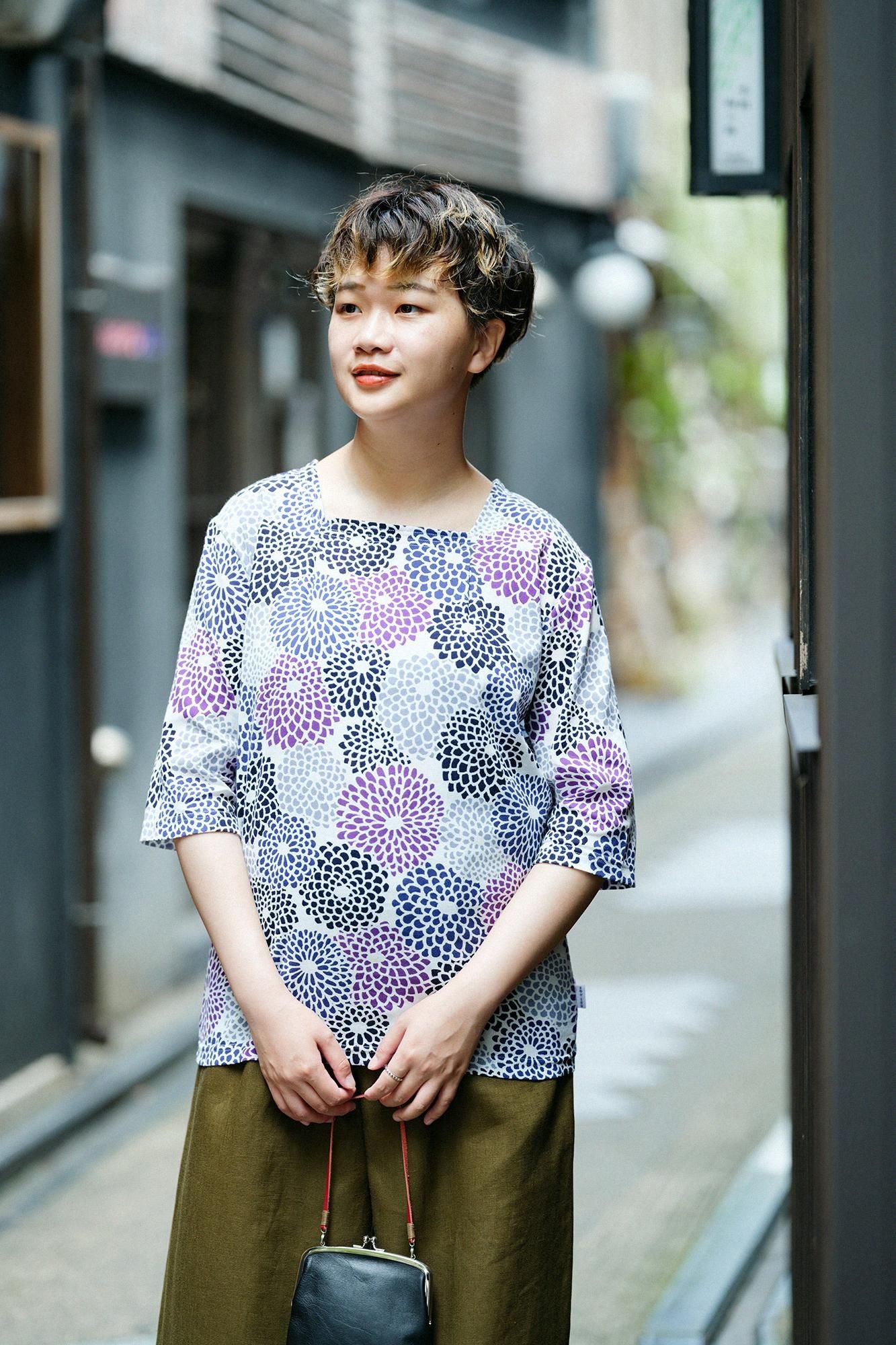 Chizimi Cotton 40/40 Square Neck Shirt Elbow Length Sleeve / Chrysanthemum