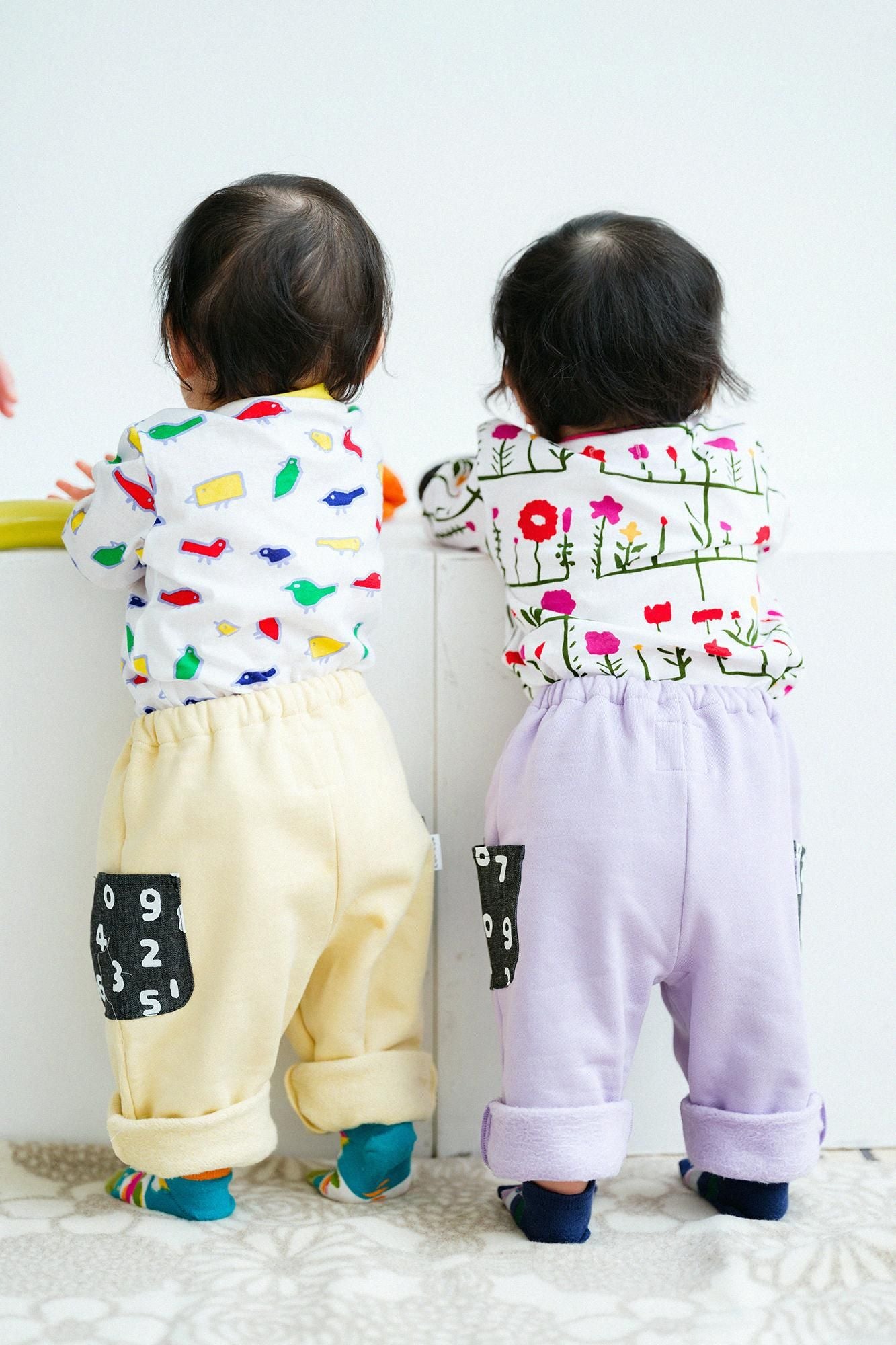 ● Square Neck Long Sleeve T-shirt / Flower Grove