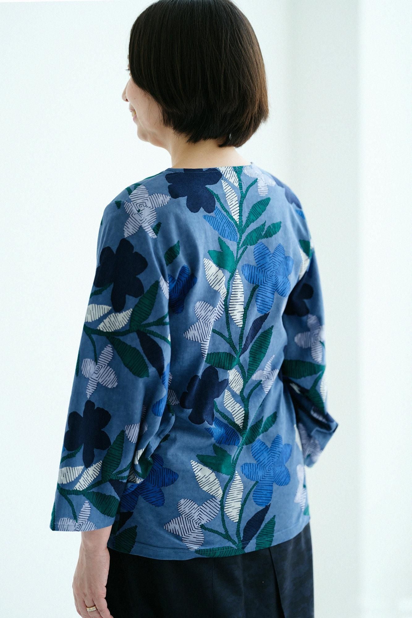 薙刀袖折 (Naginata Sleeve Fold) Jiban/木版印刷 (Mokuhan)