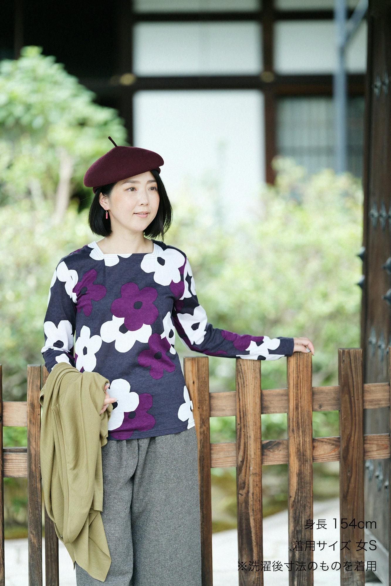 SOUSOU様、専用 Square Neck Shirt / Layered-flowers Black Purple