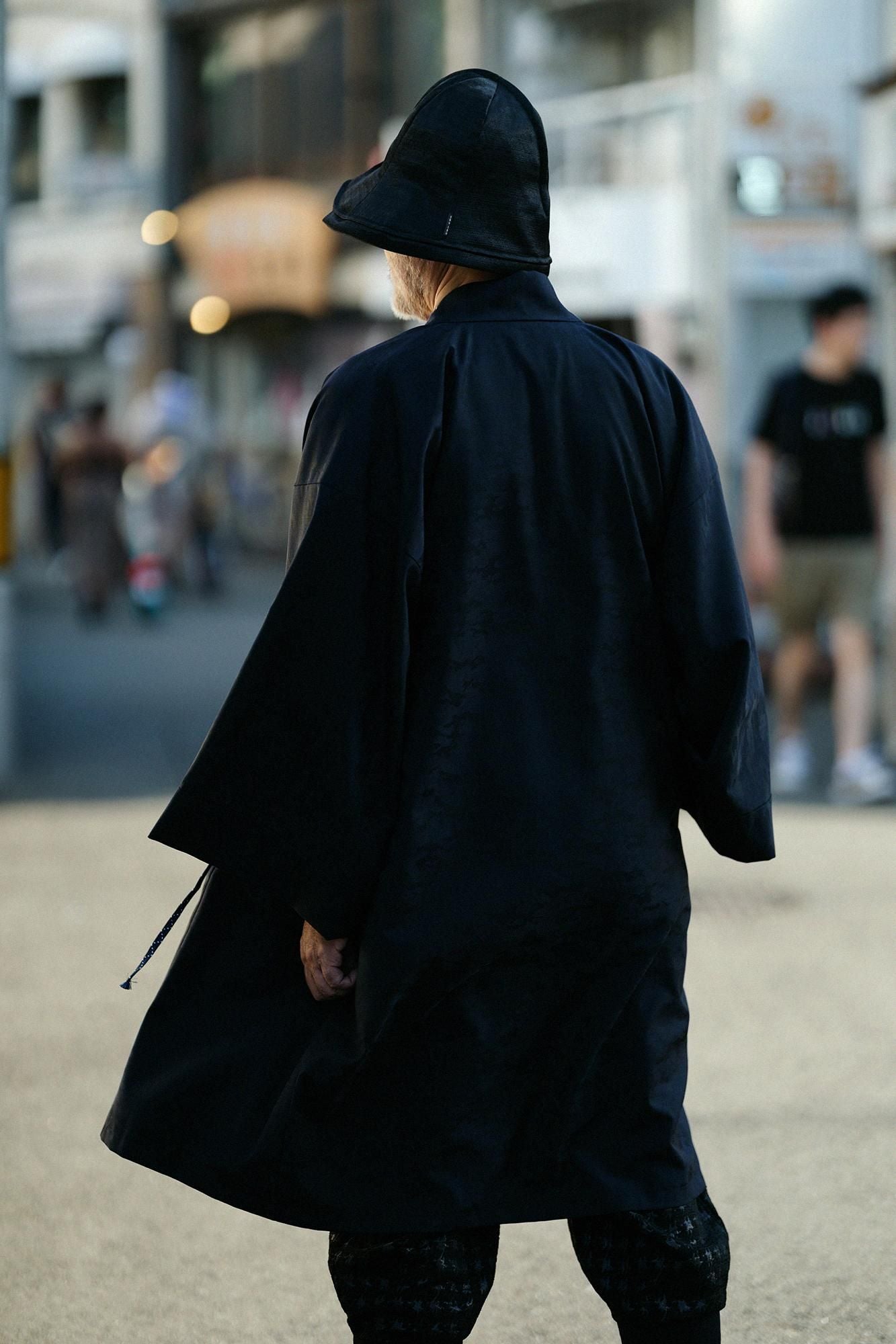 梳毛（そもう） 袢纏（はんてん） 間（けん） 袷（あわせ）／深紺靄（しんこんもや）