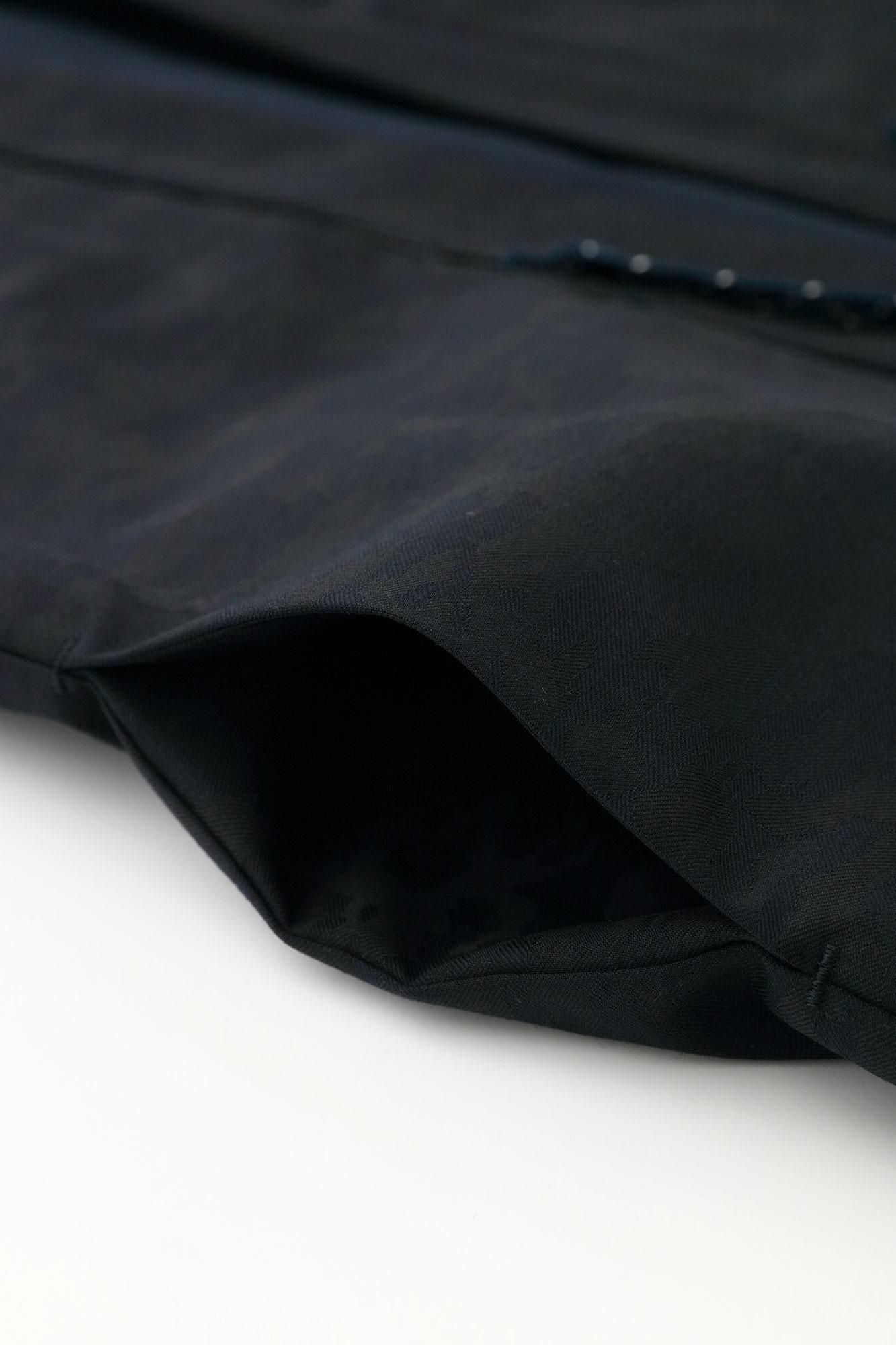 梳毛（そもう） 袢纏（はんてん） 間（けん） 袷（あわせ）／深紺靄（しんこんもや）