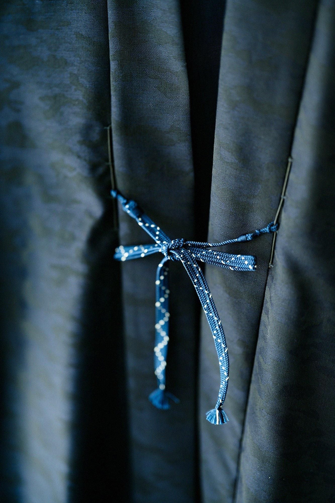 梳毛（そもう） 袢纏（はんてん） 間（けん） 袷（あわせ）／深紺靄（しんこんもや）