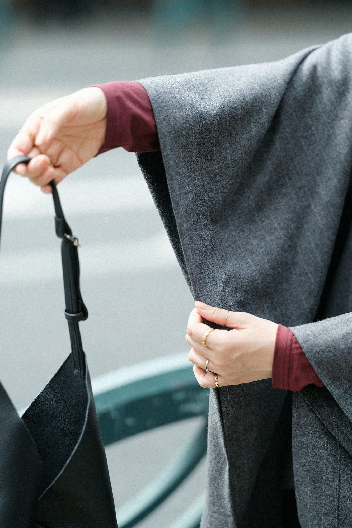 梳毛條紋 如月披風斗篷／深灰色