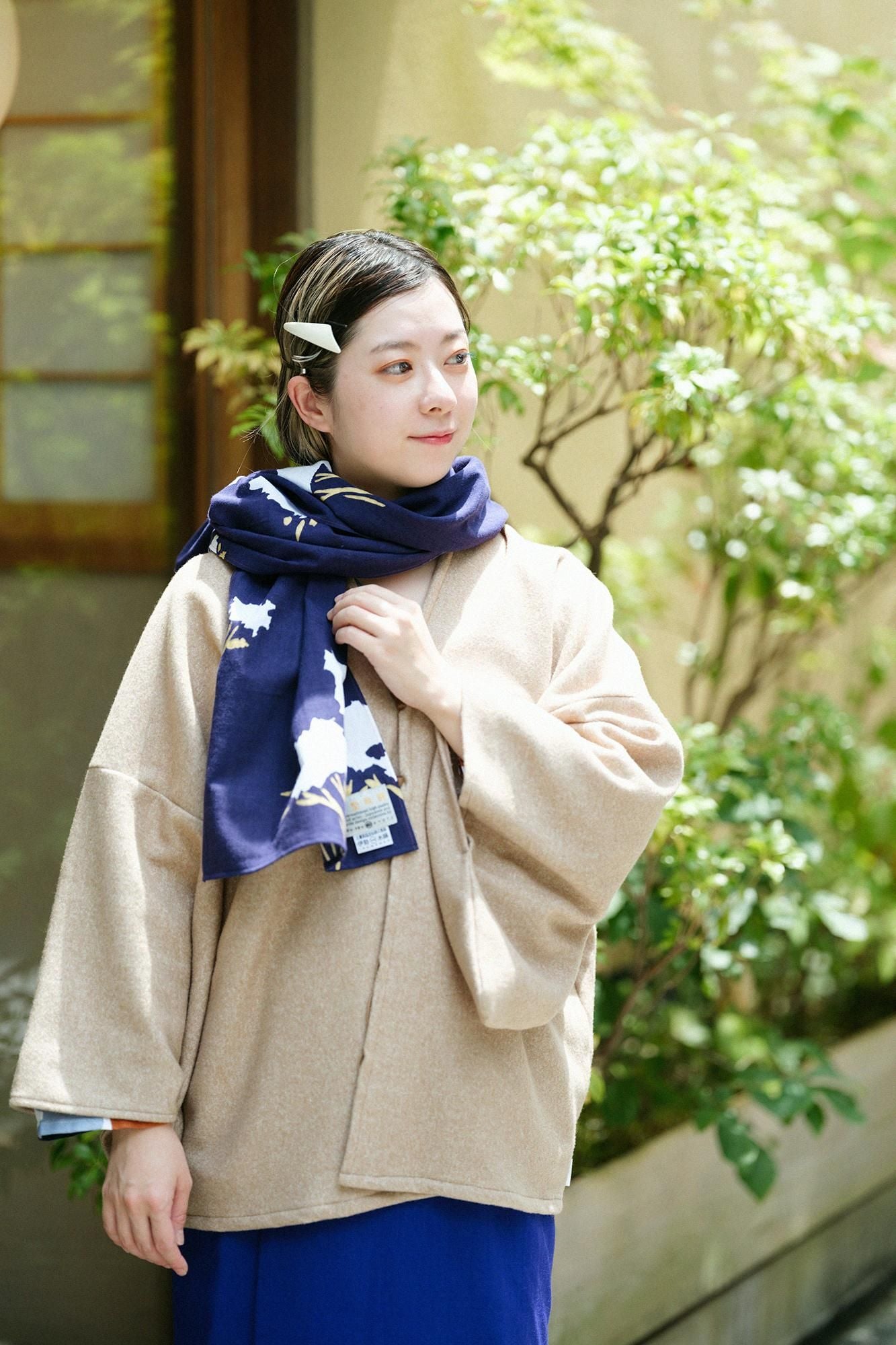 ISE棉花，领口/花光