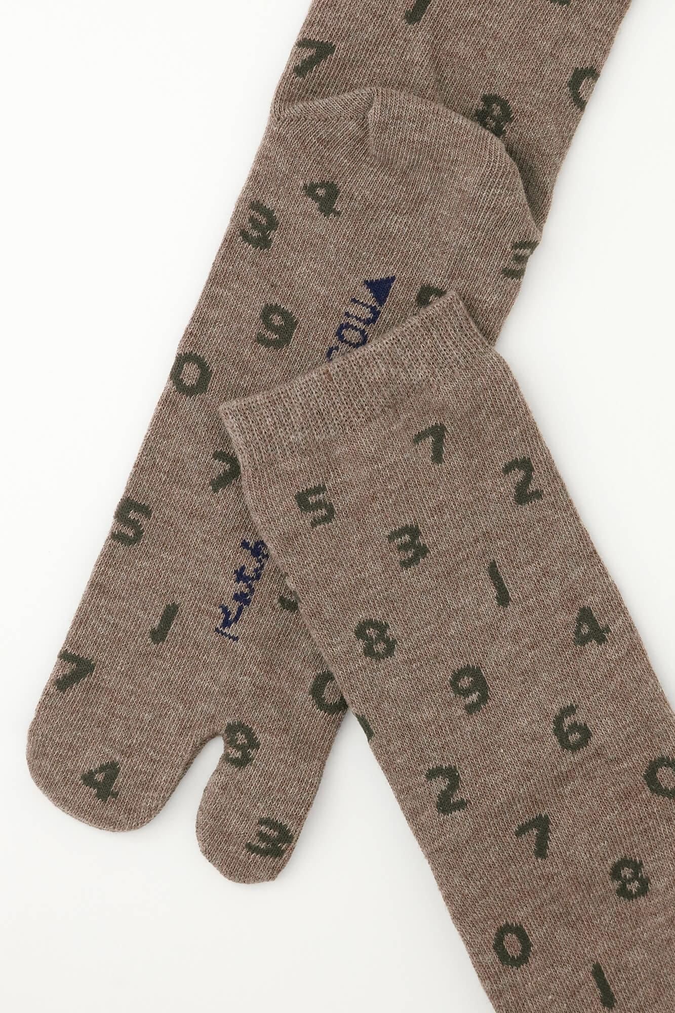 【官網限定40%OFF】環保分趾襪（普通長度）／SO-SU-U十數 灰褐色【女性用】