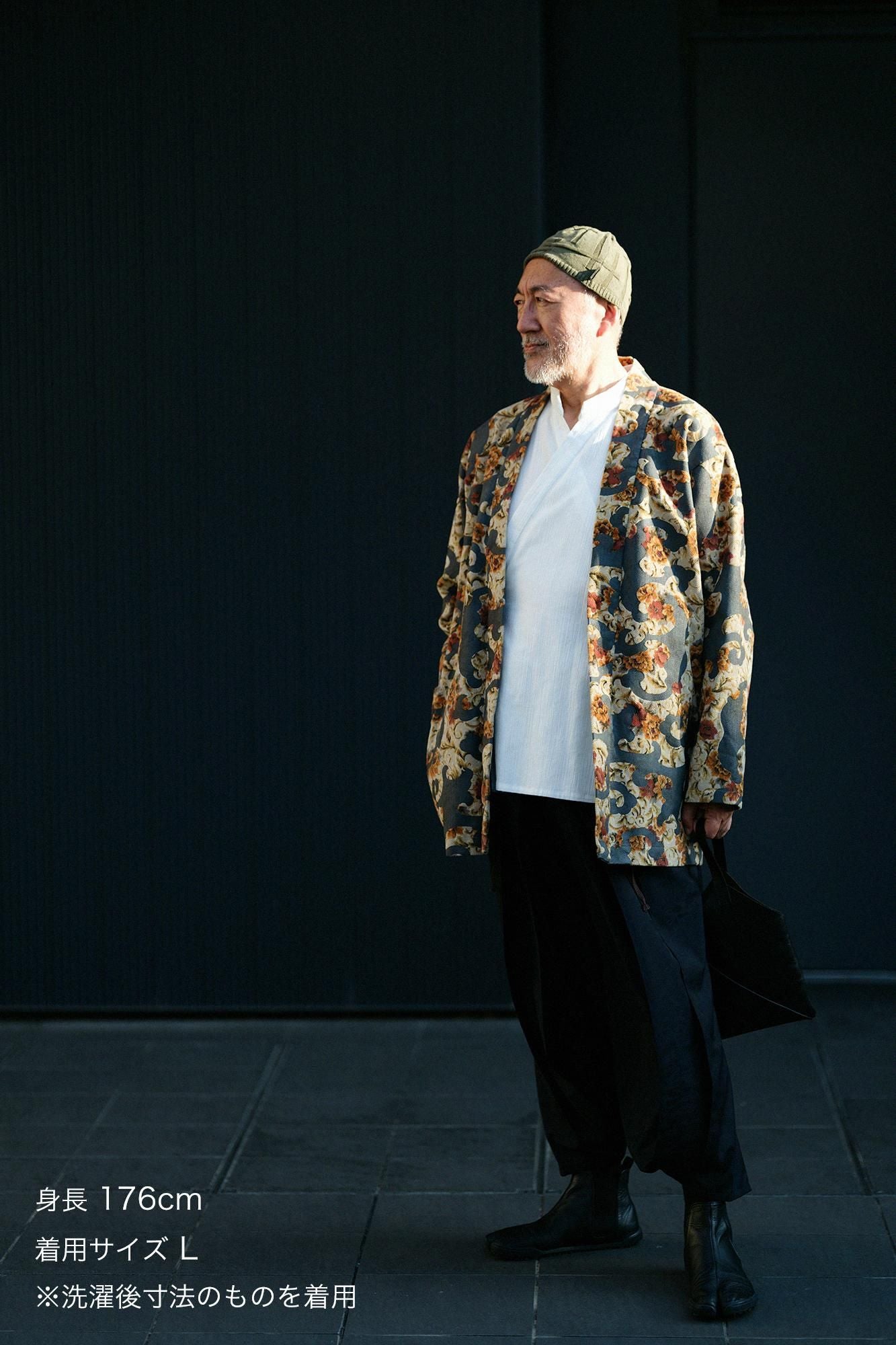 Corduroy Hanten Long-sleeved Jacket with Lining / Chinese Flower and Raging Billows