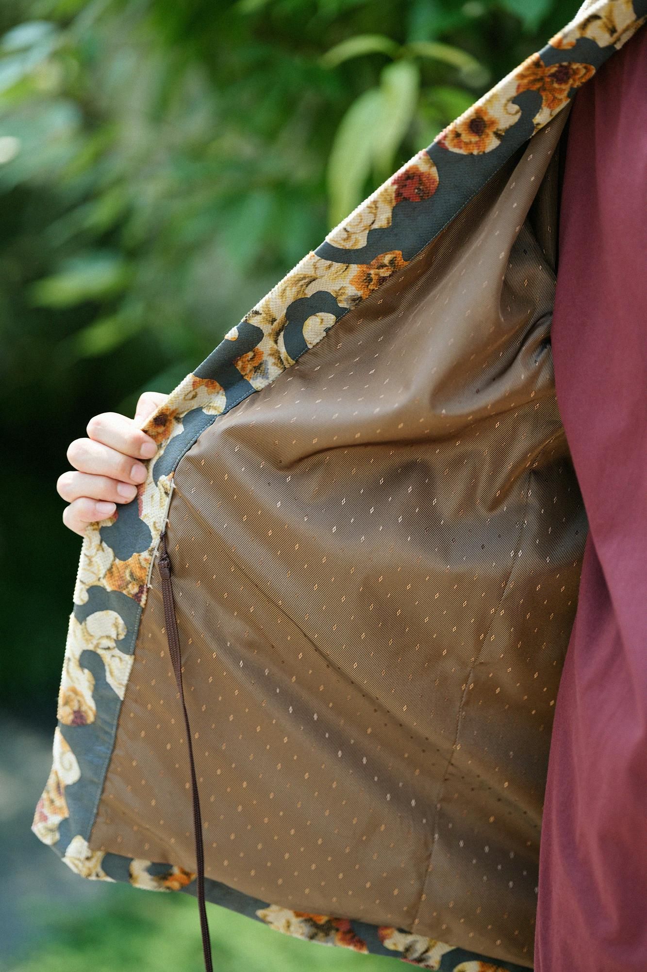 Corduroy Hanten Long-sleeved Jacket with Lining / Chinese Flower and Raging Billows