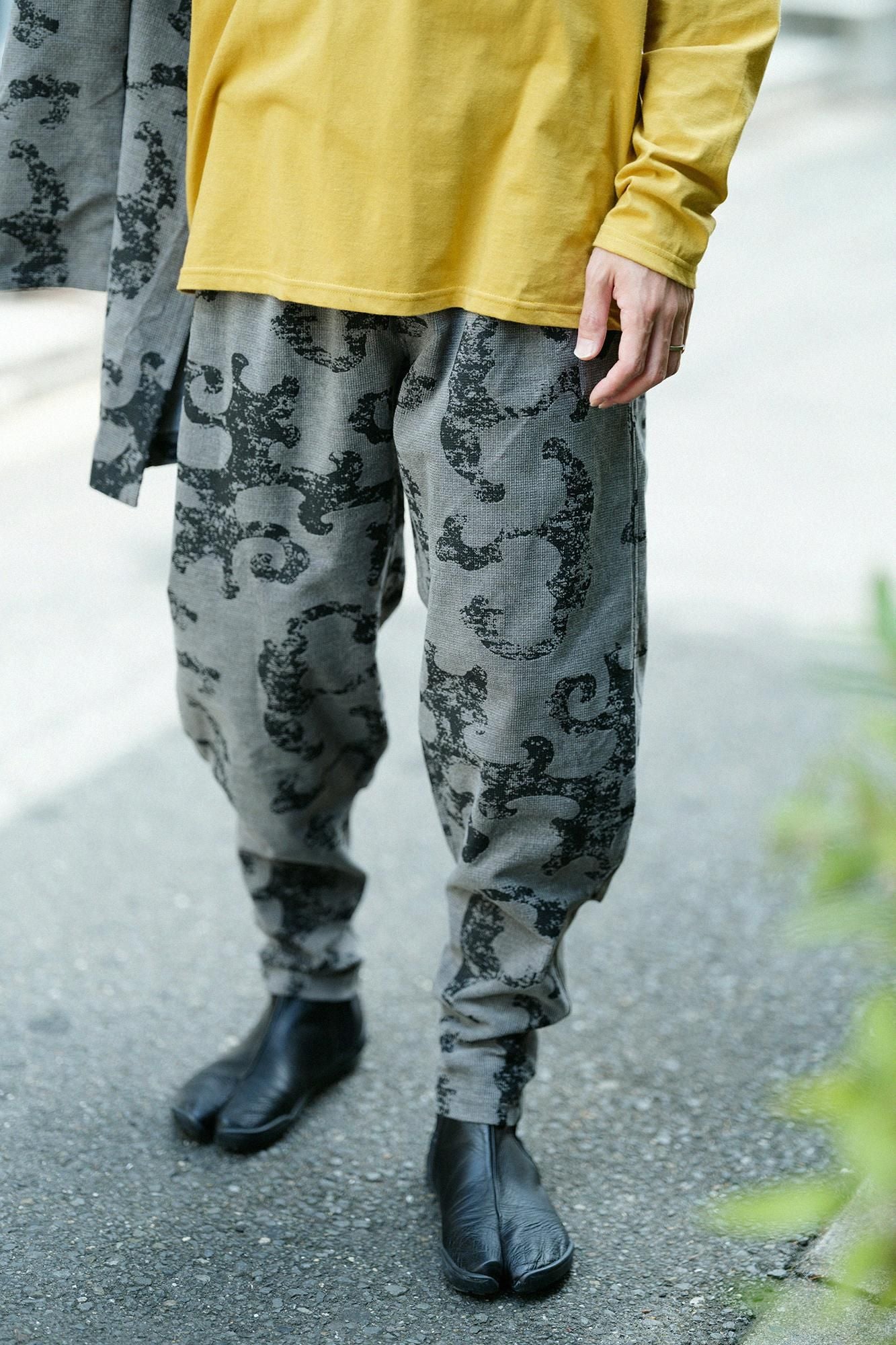 Soft Thermo(R)燈芯絨哈倫褲／怒濤 時代灰色