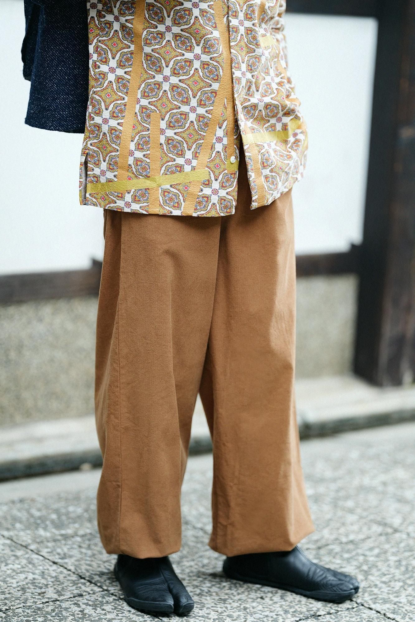 Soft Thermo(R) 燈芯絨 作務衣下裝／灰褐色（是的茶色）