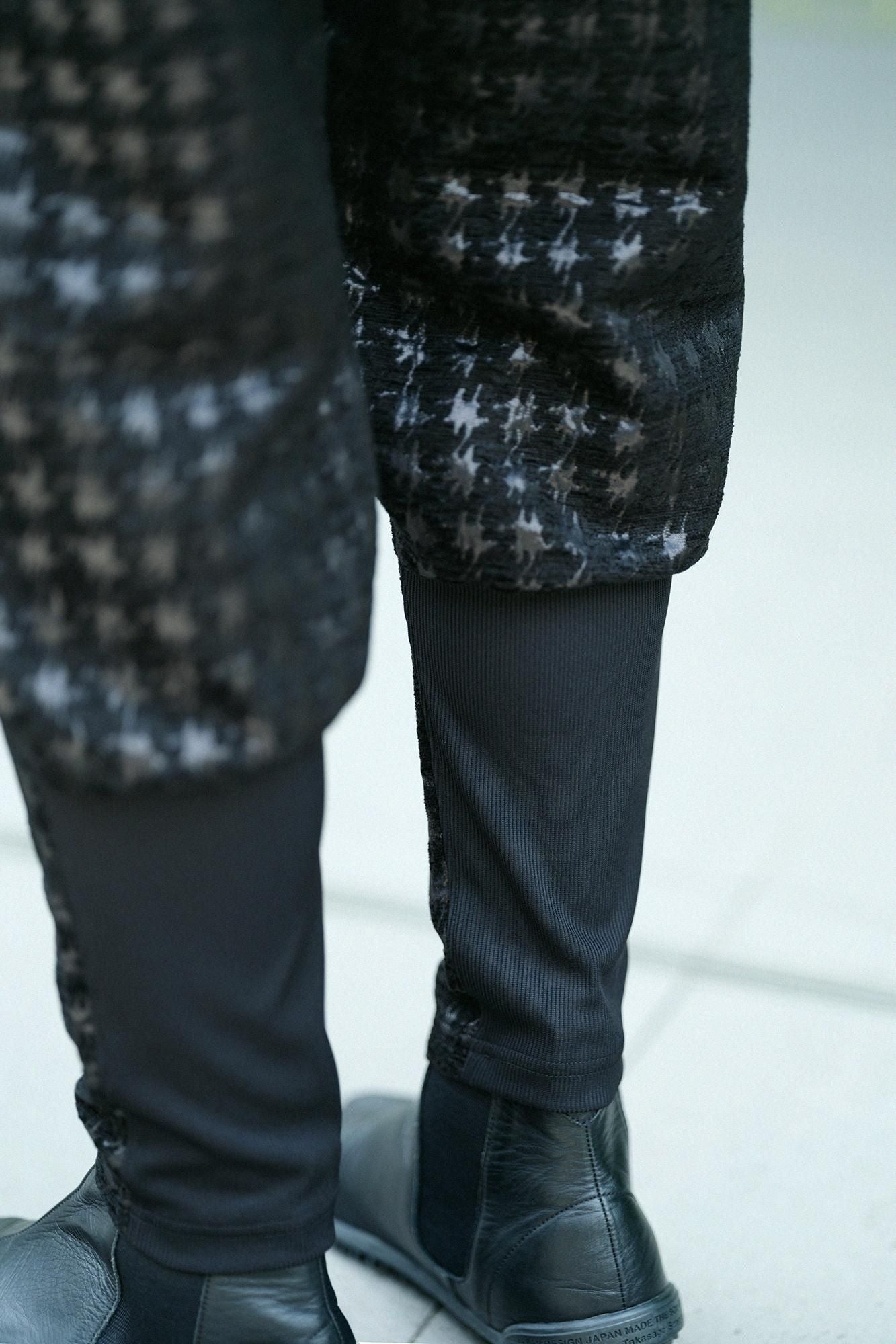 モールジャカール 裁付（たっつけ）えんゆう穿き／変わり千鳥格子（ちどりこうし） 濡羽色（ぬればいろ）