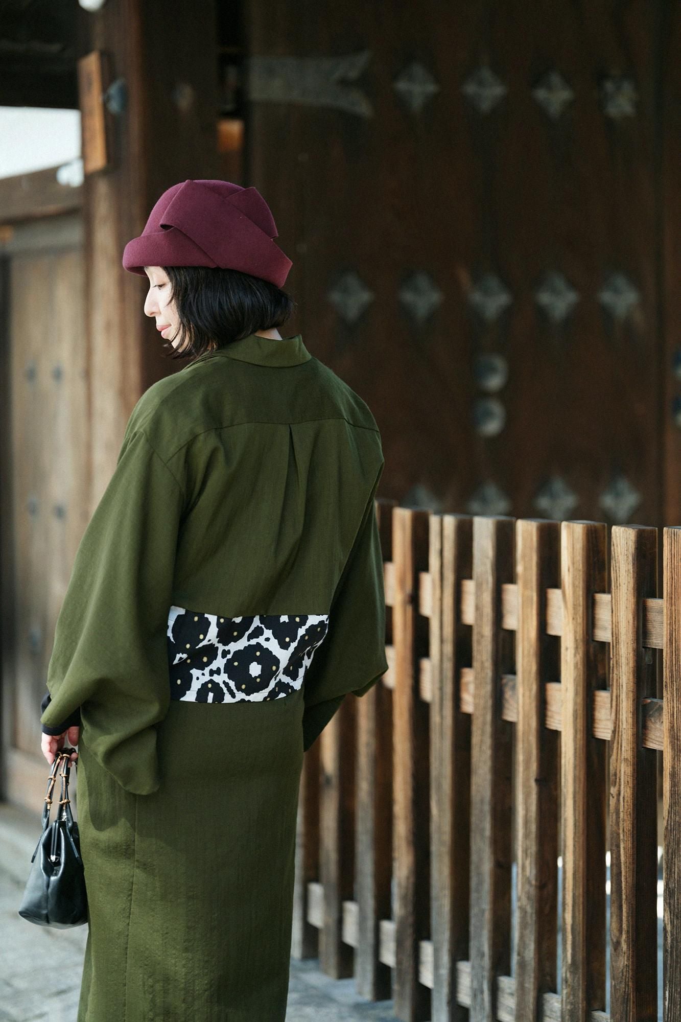 毛斯綸開襟帶和服袖襯衫/綠色×花裝飾