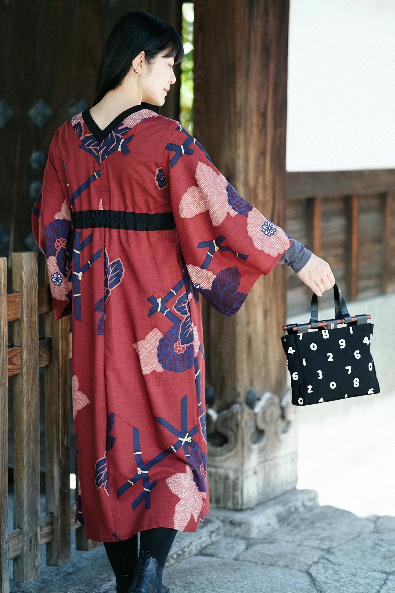 毛斯綸 和服形洋裝/籬菊圖案 再現