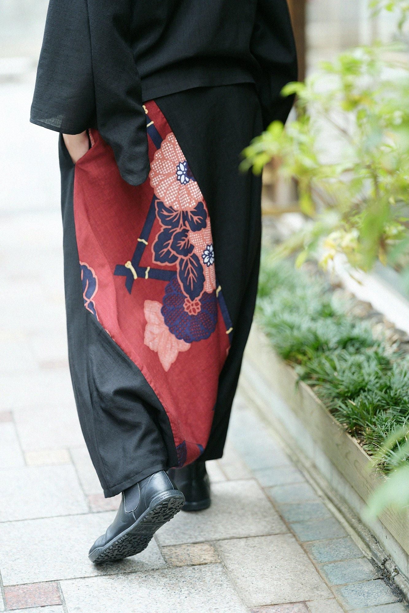 モスリン 富士（ふじ） 2.0／濡羽色（ぬればいろ）×籬菊模様（まがき