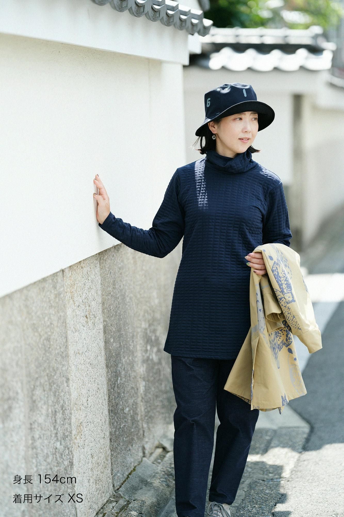 絎縫針織造型高領上衣L/S長版上衣/深藍色