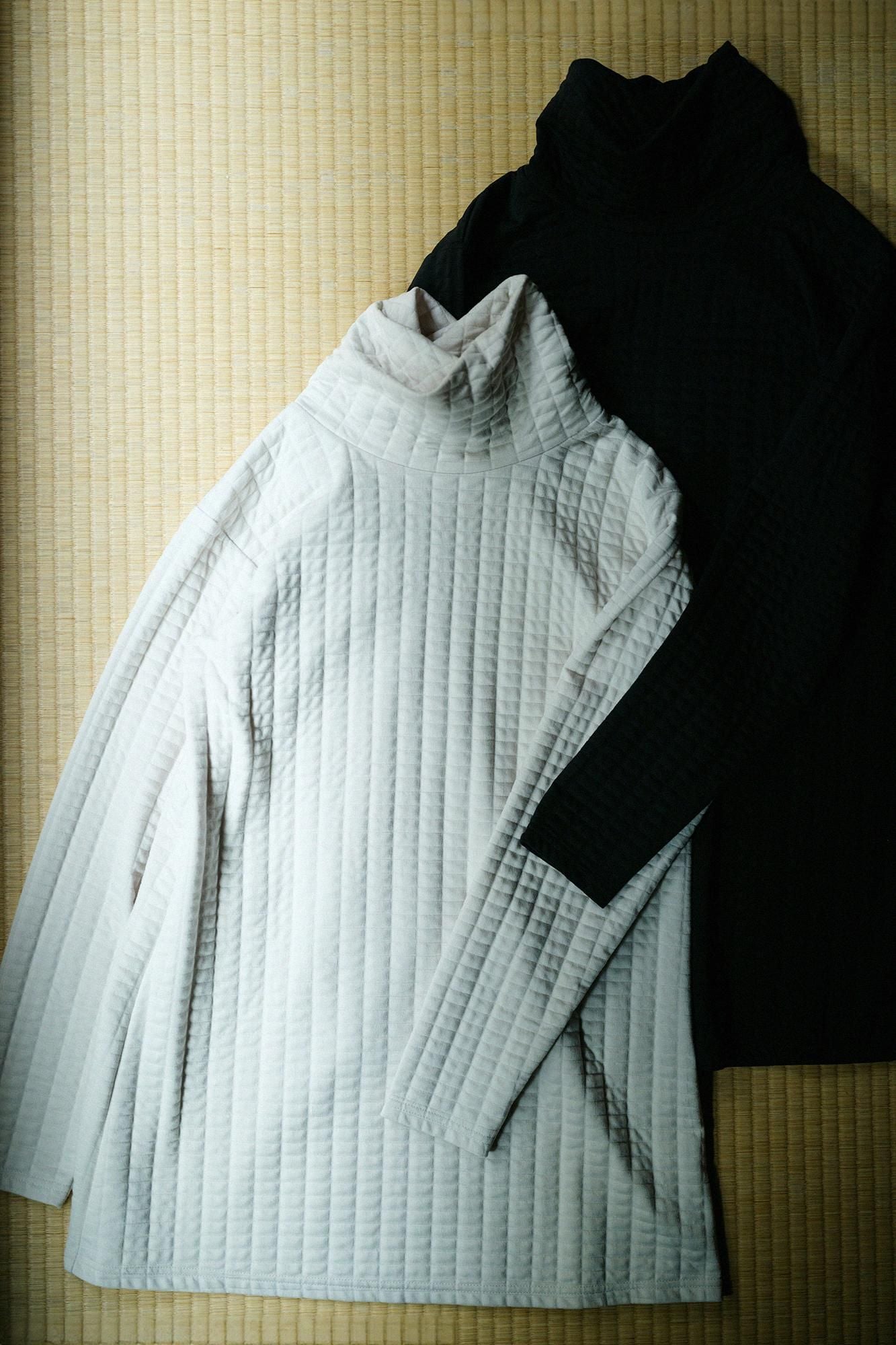 퀼트 니트 트위스트터틀 l/s 튜닉/검은색